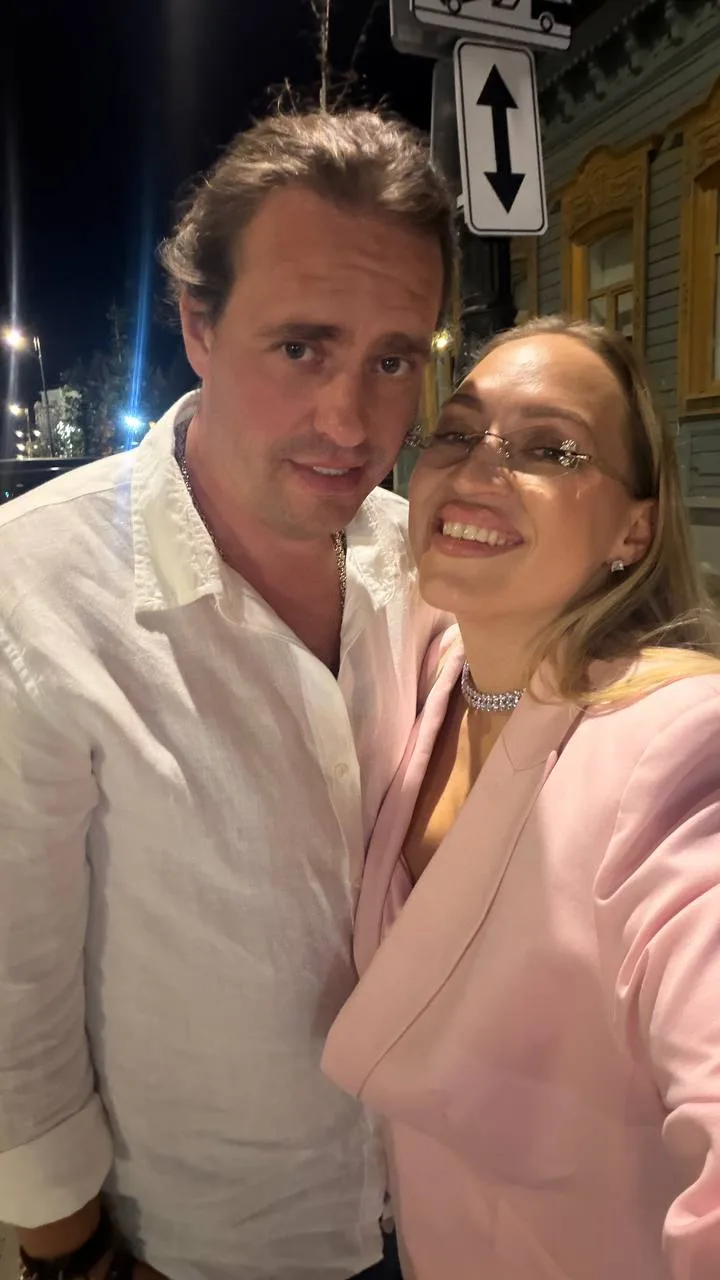 если честно, то я просто не успеваю транслировать все свои перемещения, потому что я уж...