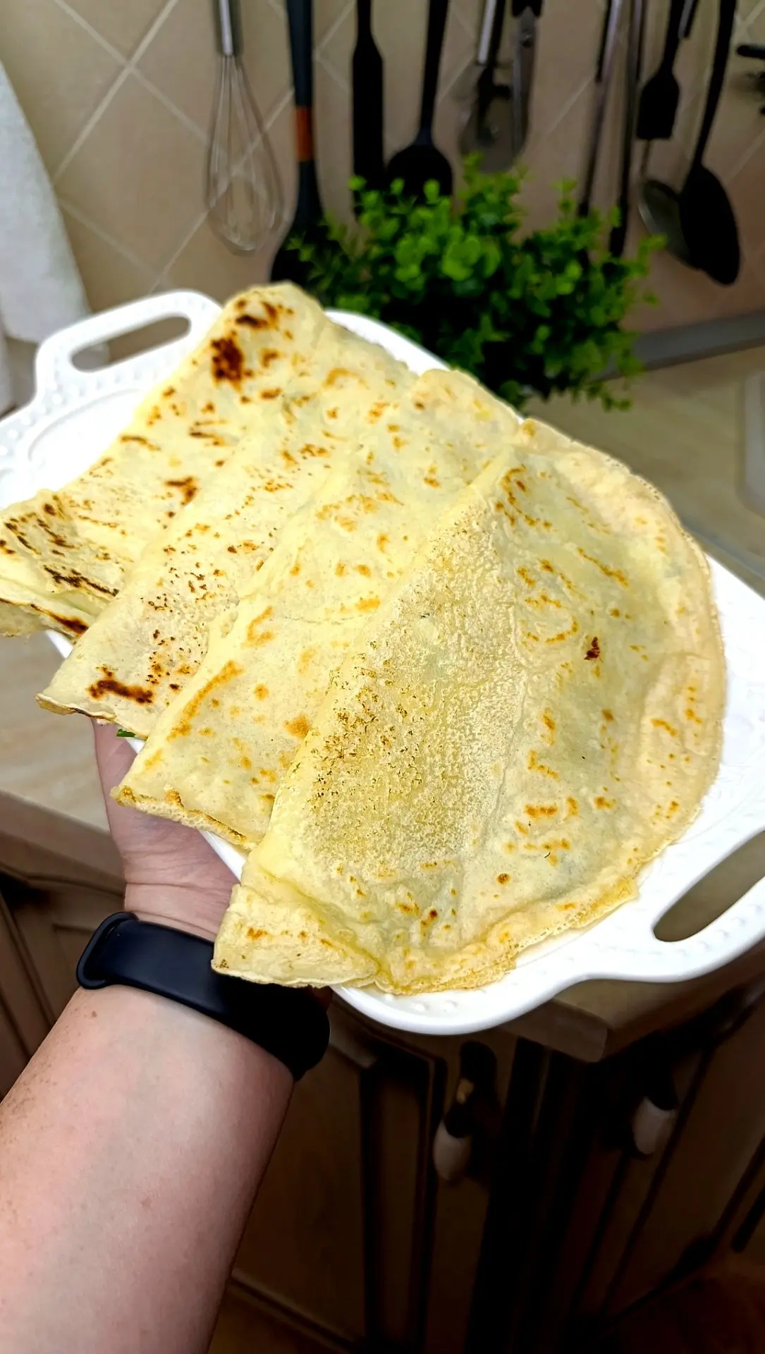 ЛЕПЕШКИ С ТВОРОГОМ, СЫРОМ И ЗЕЛЕНЬЮ