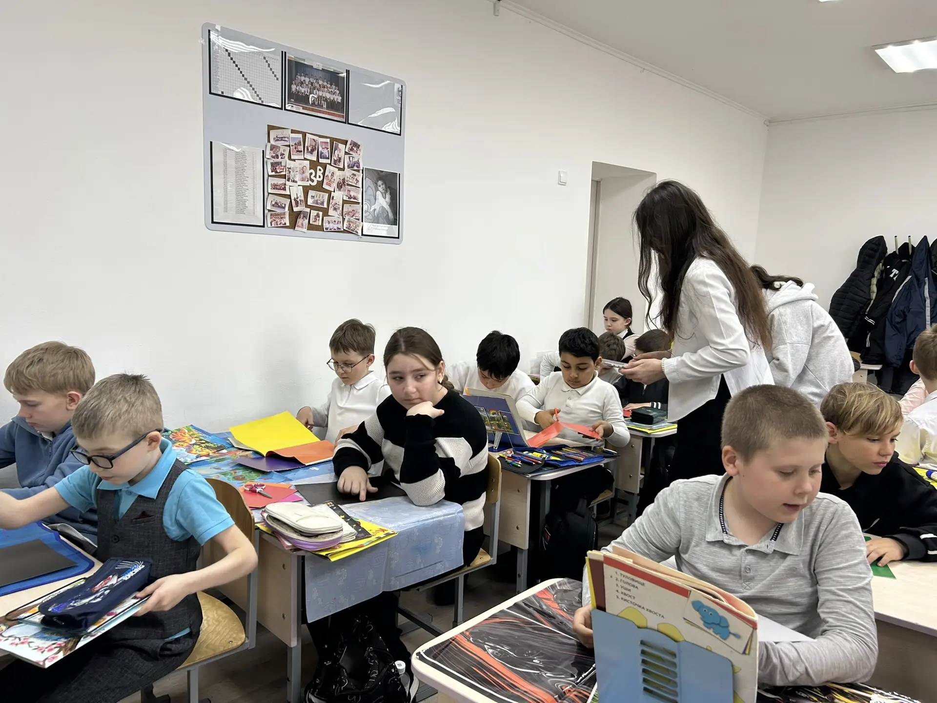 🚀 К звездам на картонной ракете! Совсем скоро мы будем отмечать День космонавтики, и подготовка идет