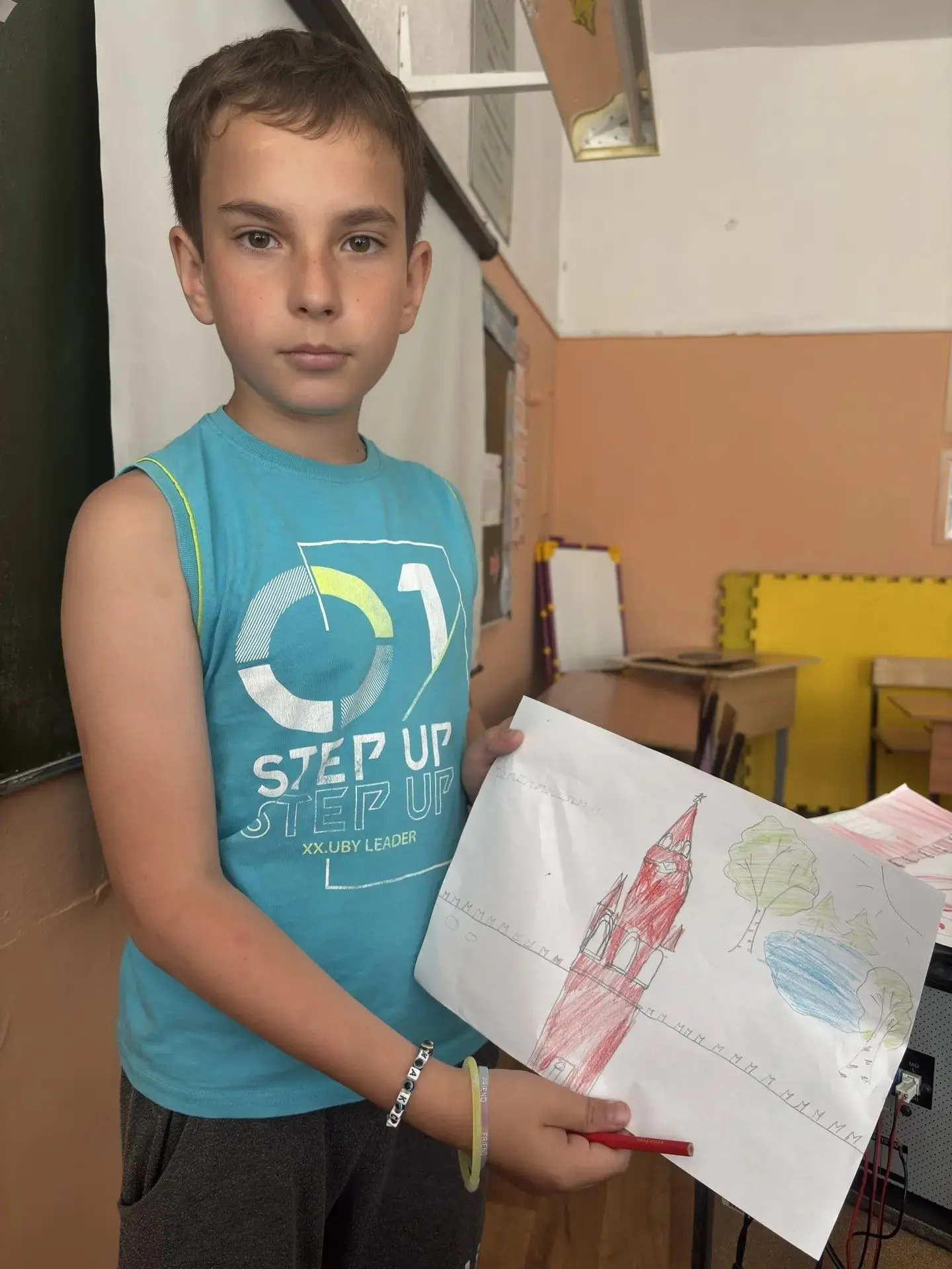 ☀️ День в ДОЛ «Городок»: безопасность, патриотизм и море мультфильмов! ☀️Утро началось с важной и ну