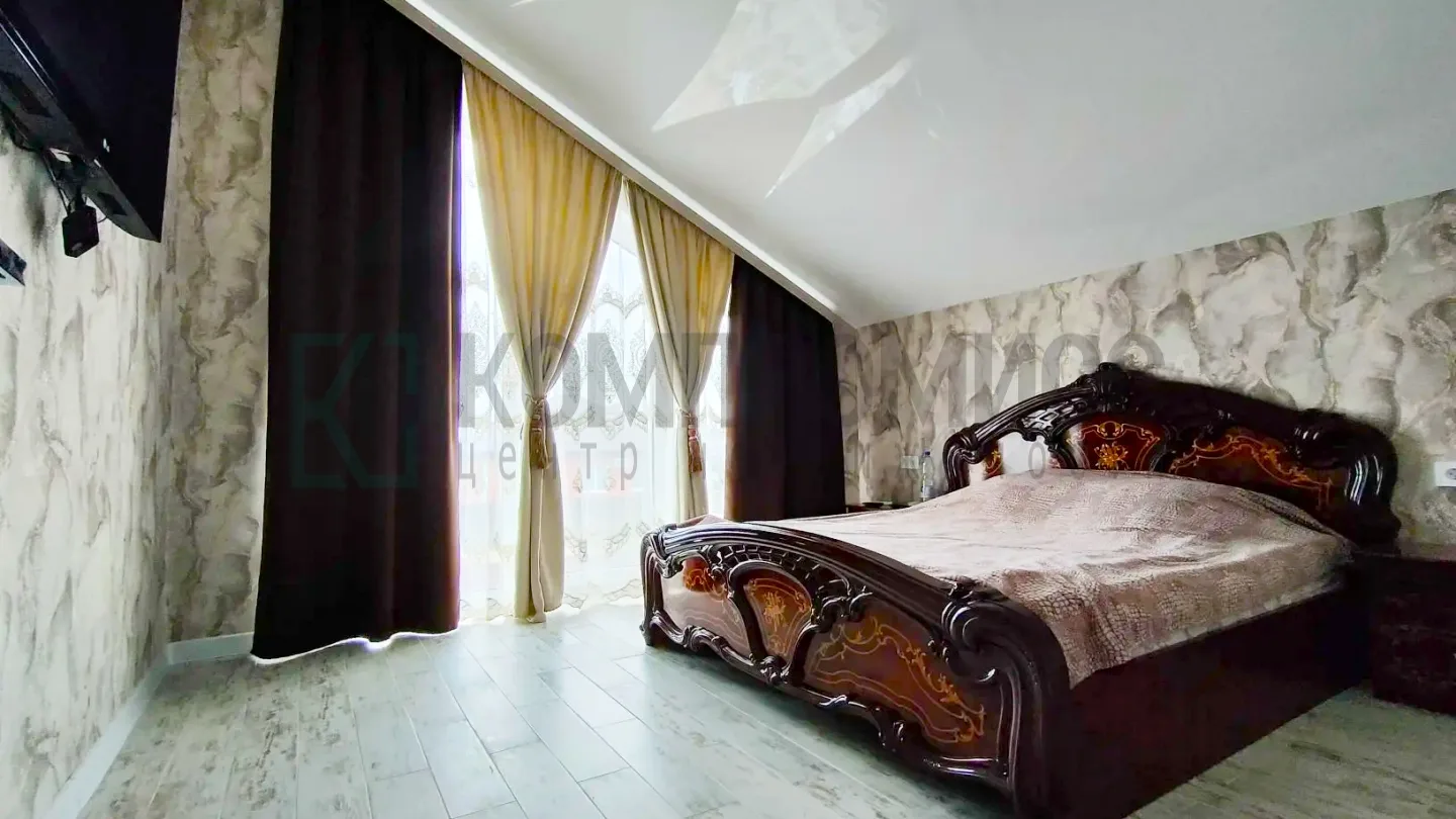 🏠 ID 133301609 Адрес: Краснодарский край, Динской р-н, ст-ца Динская  📍 Дом с баней и уютным садом  