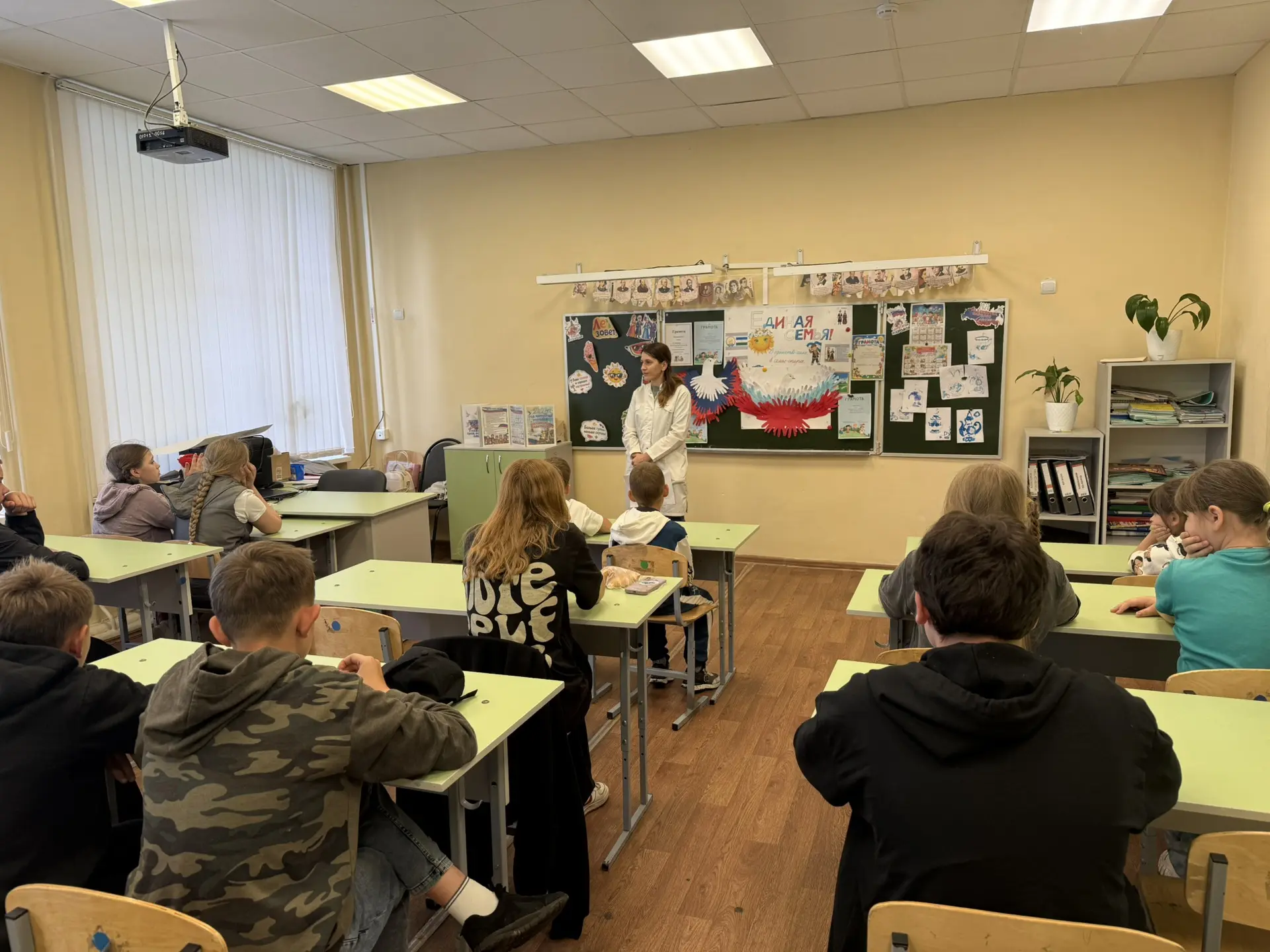 🍎 Здоровье — это наш главный капитал! 🩺

Сегодня в пришкольном лагере «Солнышко» (МБОУ «Полевской 