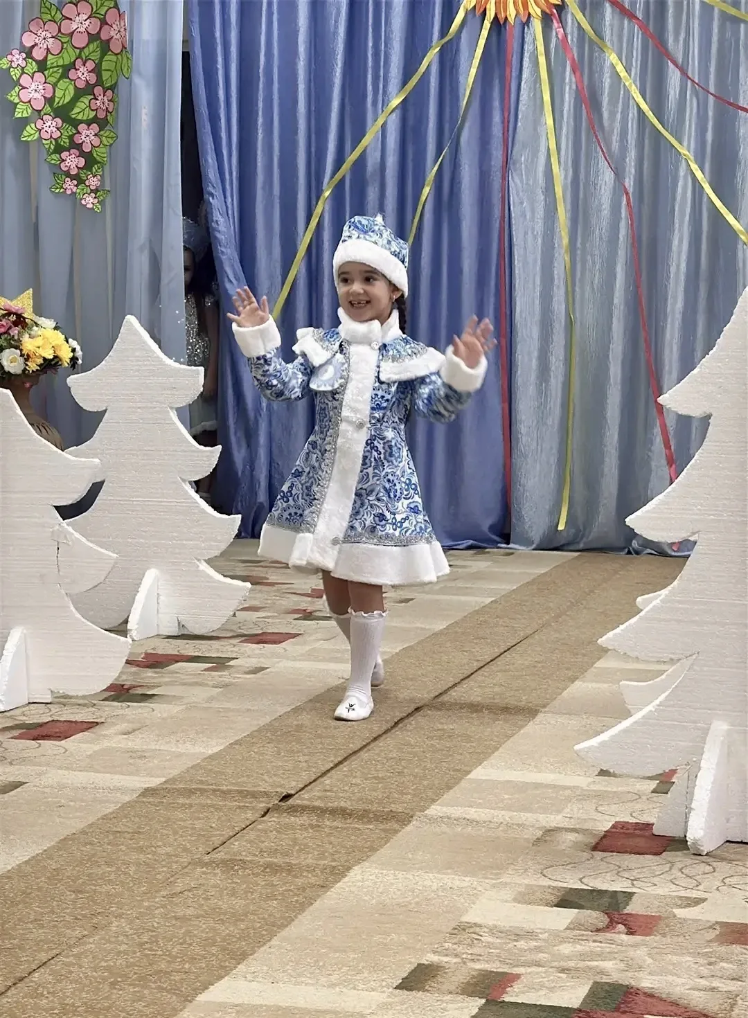 ❄️❄️❄️Наши красивые , нежные , улыбчивые, такие милые Снегурочки!❄️❄️❄️