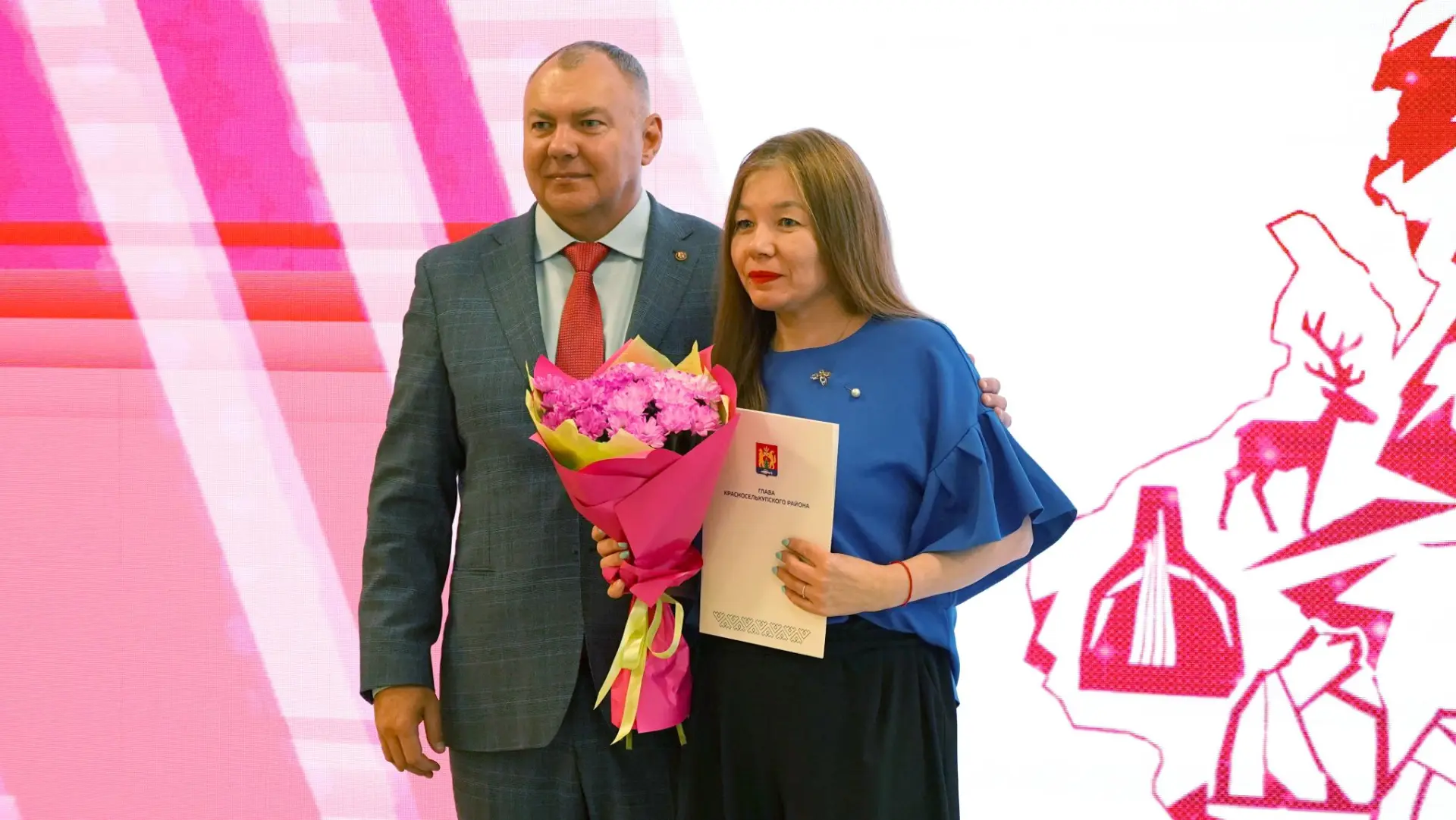 🏆 В КСК «Ямалец» прошла торжественная церемония награждения жителей села — тех, кто св...