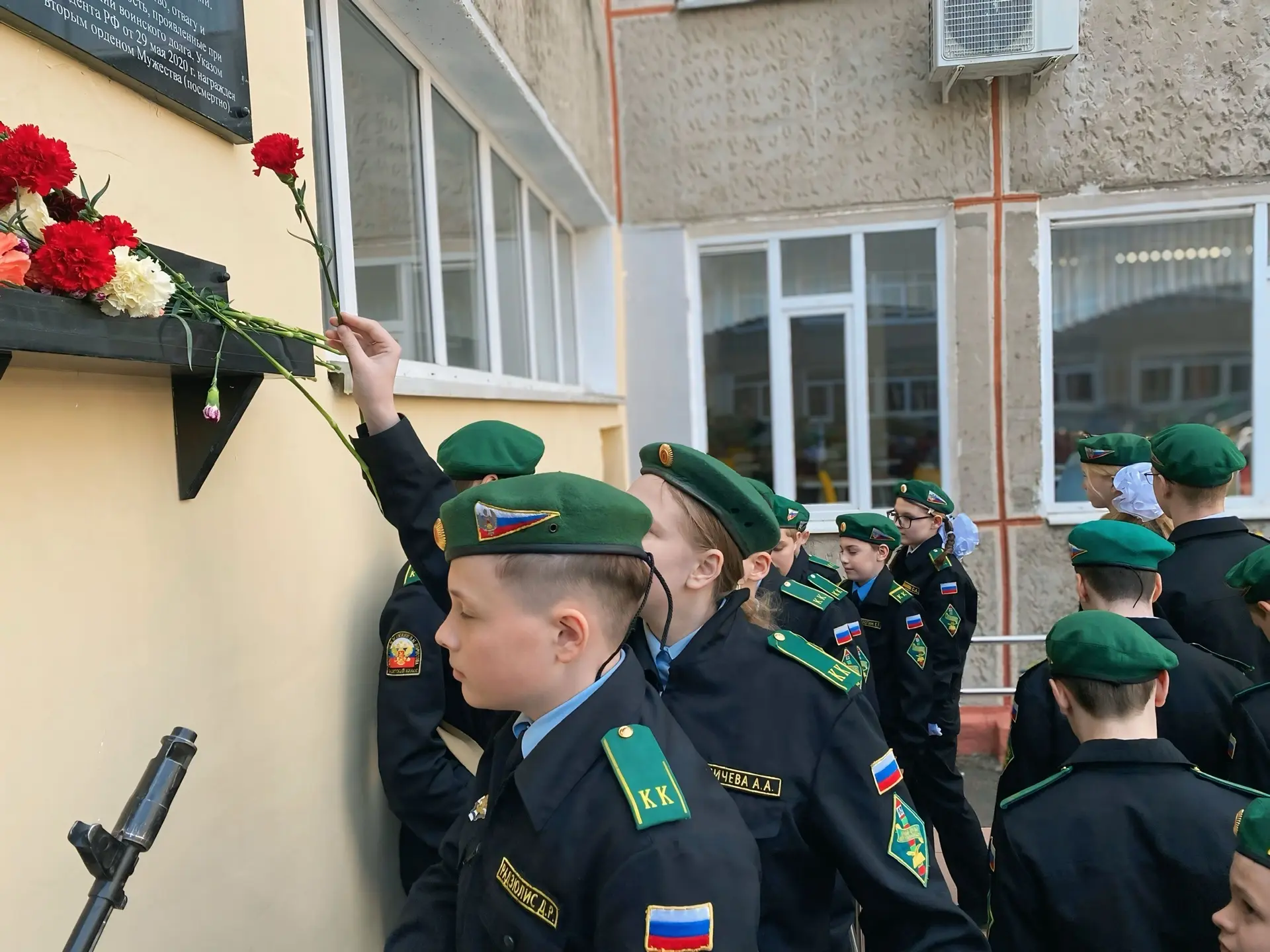 Есть даты, которые навсегда разделяют жизнь на «до» и «после». Даты, в которых сплетаются боль утрат
