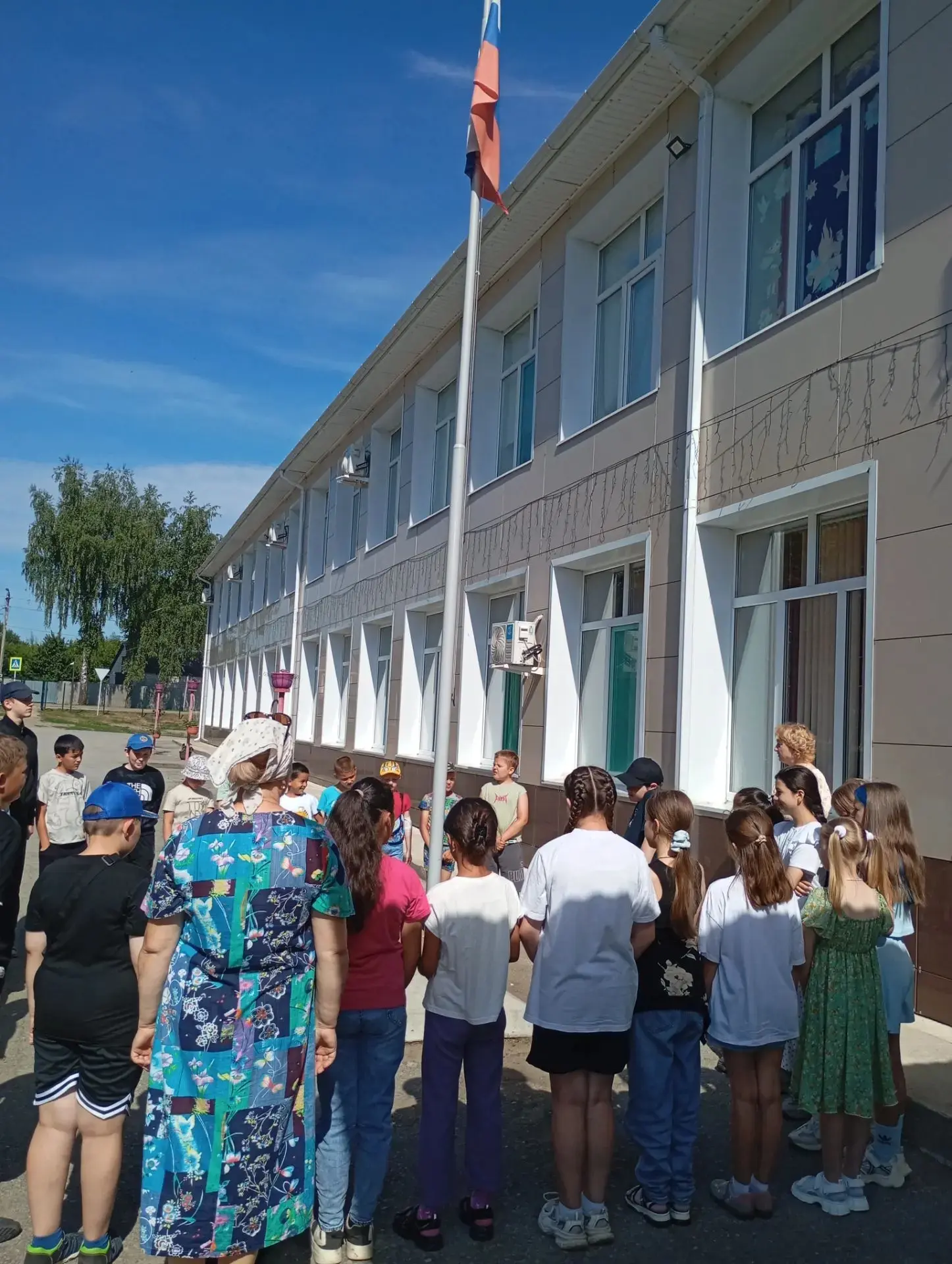 22 июня.  День памяти и скорби. 

Сегодня вся наша огромная страна отмечает 85-летие начала Великой 