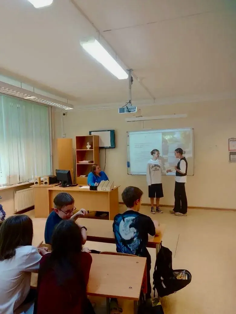 В завершение учебного года социальный педагог О.А. Андрианова провела для учащихся 5-х классов профи