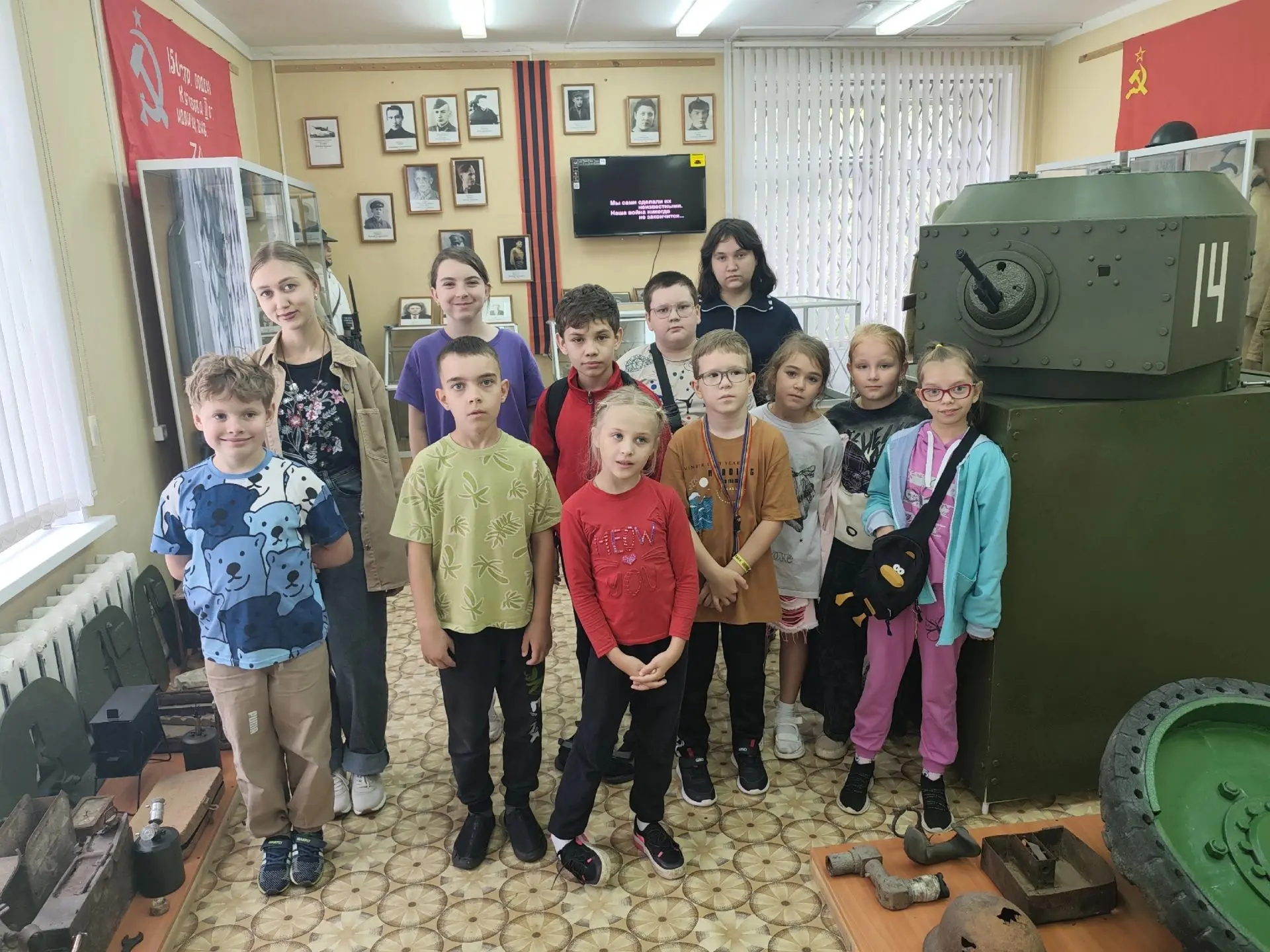 9 июля гостями поискового музея ВСК "ГРОМ" Центра внешкольной работы "Лад" стали дети 2...