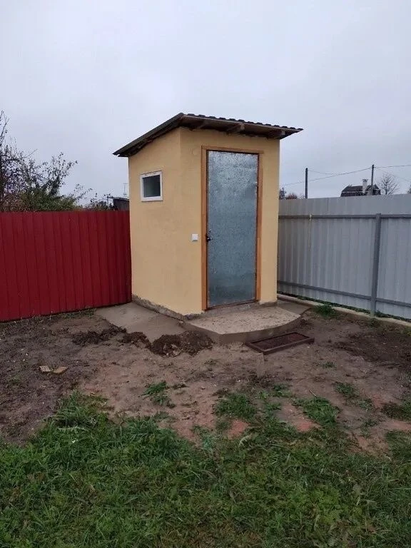 Что это???? Был в гостях у друга и решил зайти в их "Супер туалет" который так нахвалив...