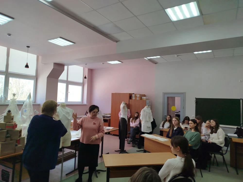 День открытых дверей в Старооскольском техникуме технологий и дизайна  Сегодня, 4 февраля, обучающие