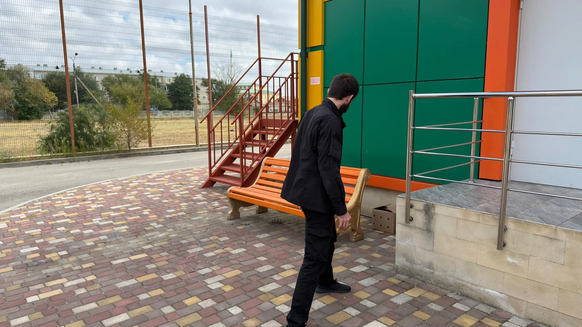 Сегодня в детском саду прошли учения- тренировки антитеррористической направленности, в...