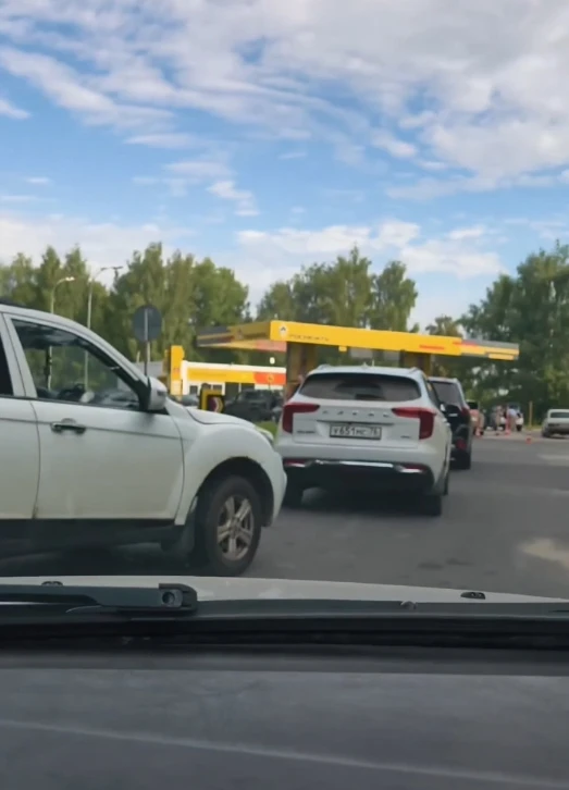 Ярославцы вновь начали штурмовать заправки.