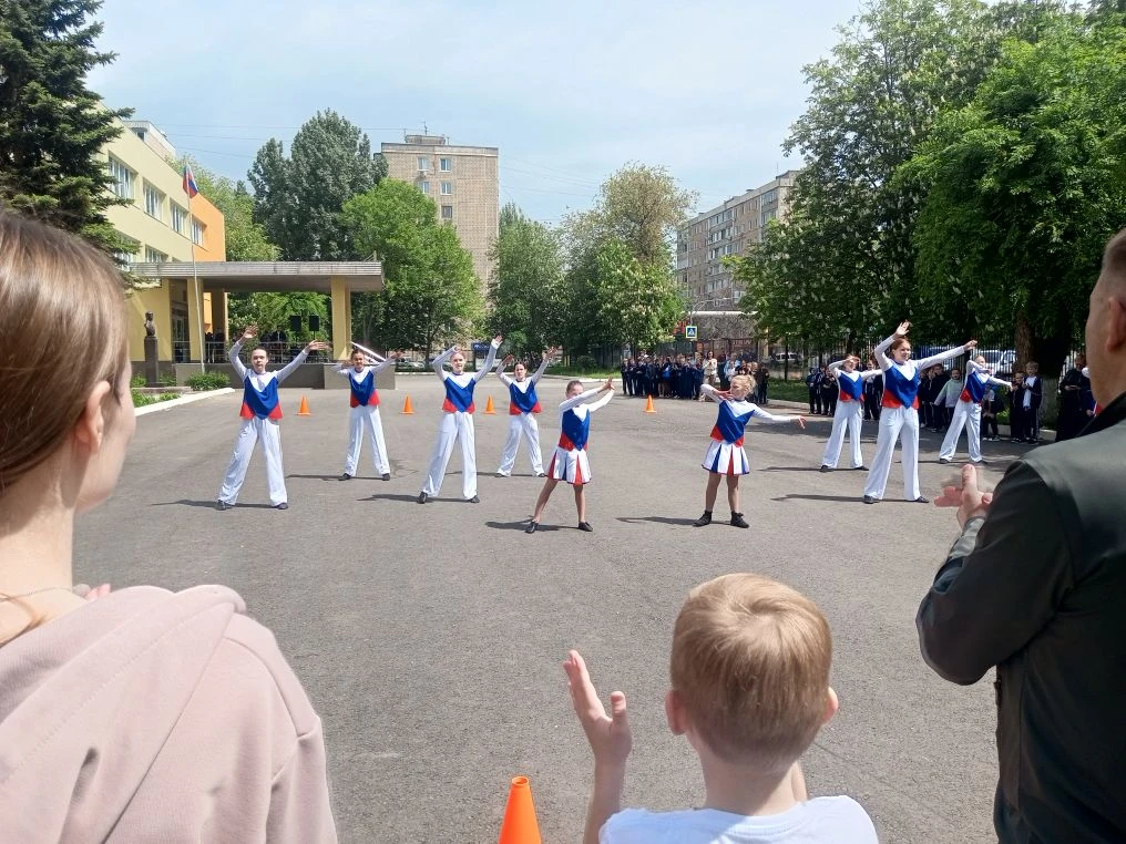 Мама, папа, я - спортивная семья!»     15 мая  в Международный  день  семьи,  в школе был организова