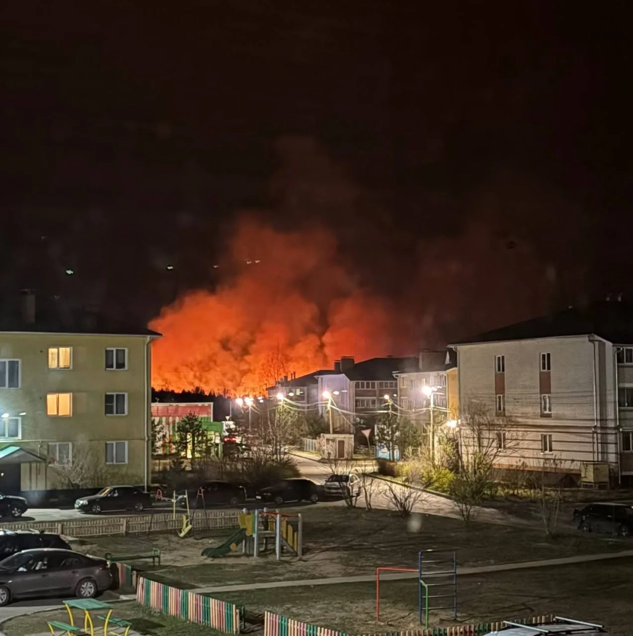 ‼ Стали известны подробности крупнейшего пожара под Костромой   В Костромском районе полиция и сотру