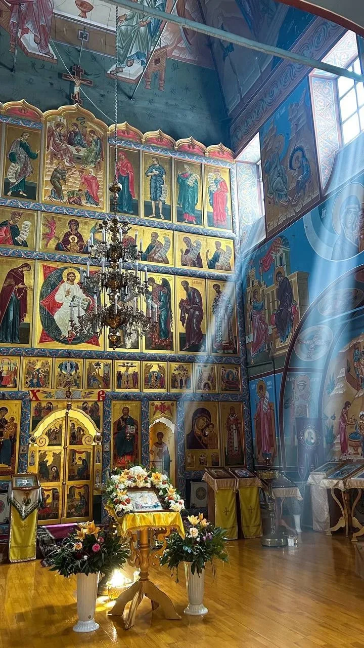 Верхоторский медеплавильный завод (XVIII в.) и Свято-Варваринский женский монастырь в селе Скворчиха