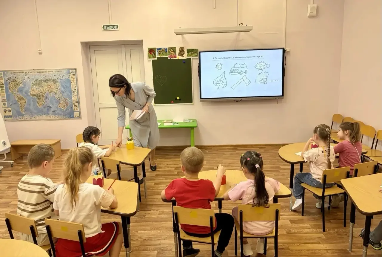 👫 Программа «Весёлый гном».

👩‍🏫 В нашем Центре на отделении раннего развития детей заканчивает с