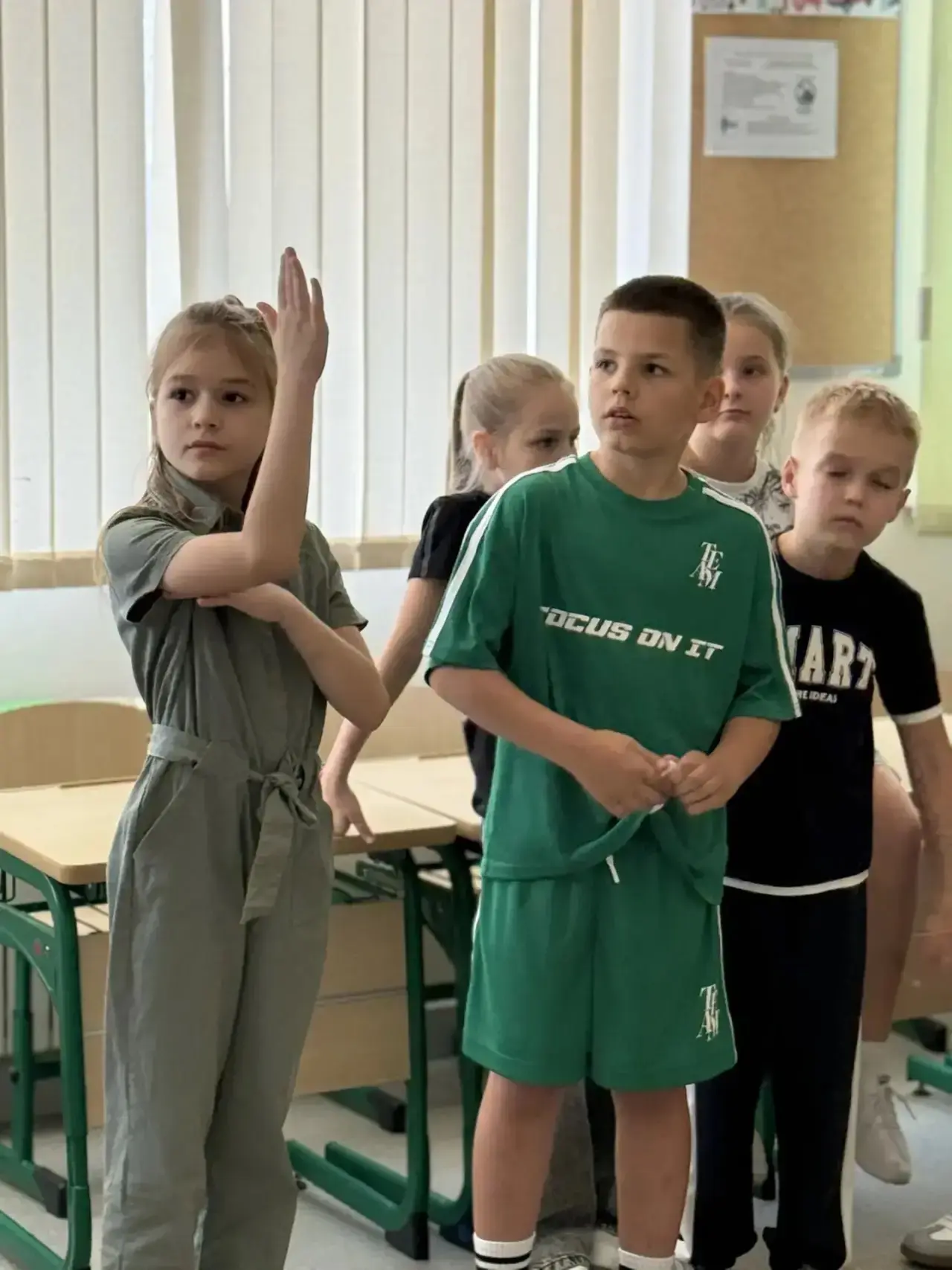 🎉 Друзья! 🎉 В 3 «В» классе прошёл Последний звонок — яркий, весёлый и запоминающийся! 🥳  Ребята отме