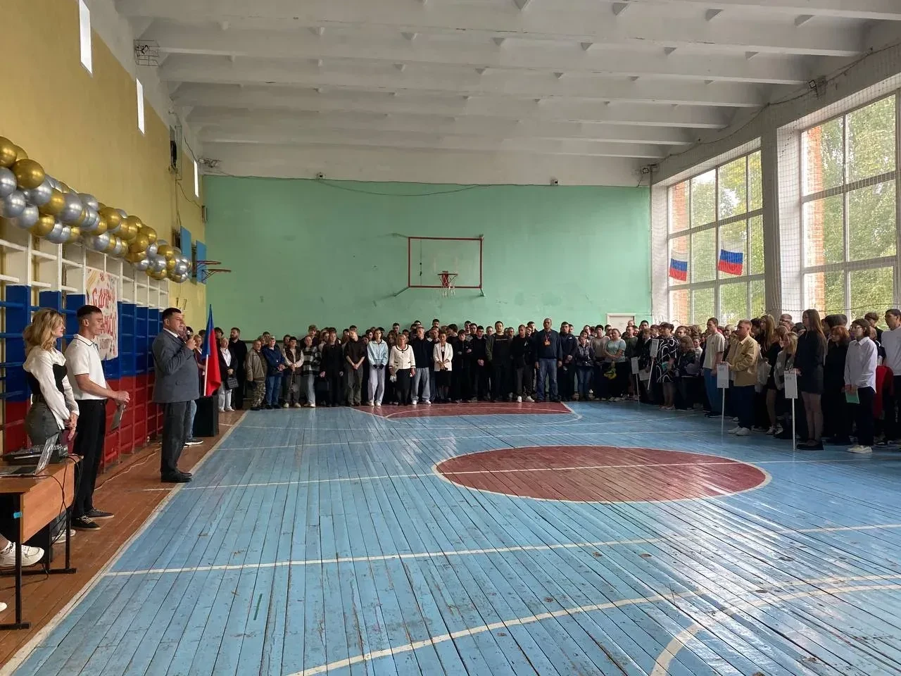 💥В двух корпусах нашего техникума прошла торжественная линейка, посвящённая Дню знаний!