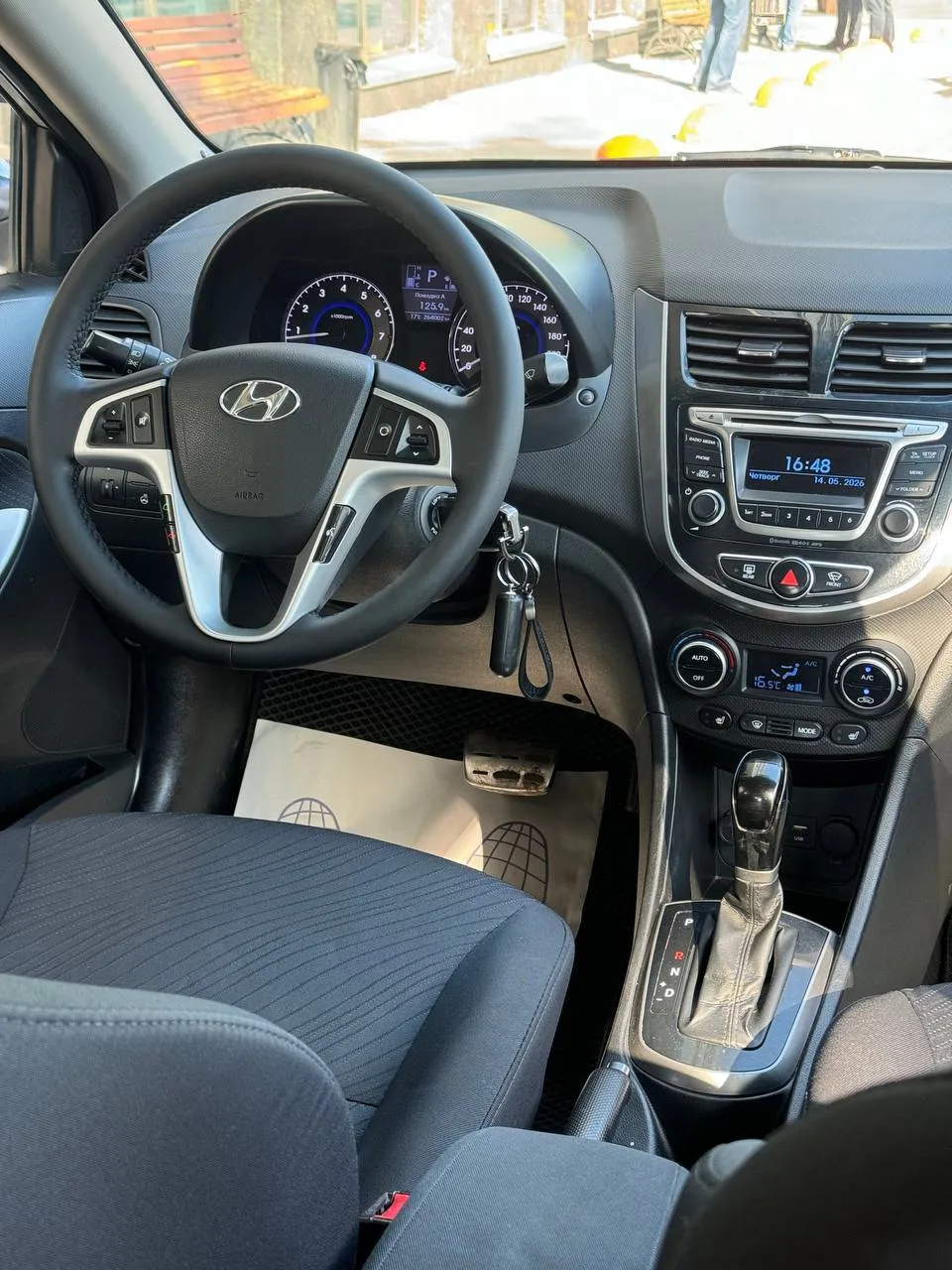 ️😍Новинка  HYUNDAI SOLARIS I рестайлинг   ▪️ Год выпуска — 2015 ▪️ 263 тысячи пробег  ▪️ 1.6 | автом