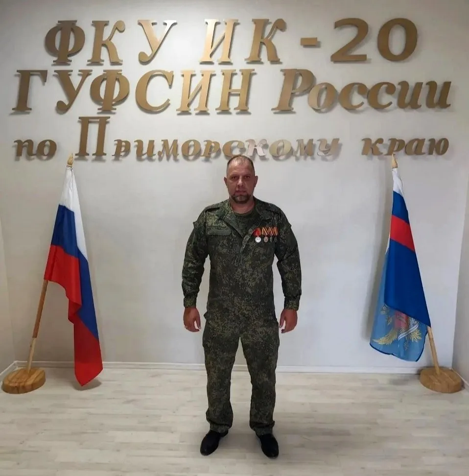 ✅ В Артёме участнику СВО, имеющему инвалидность, помогли найти работу по душе