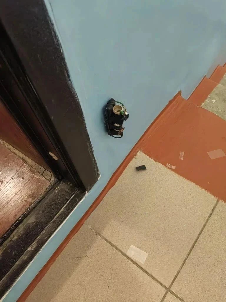 Это ж как любить надо…. Назаровец решил запугать бывшую муляжами взрывных устройств и п...