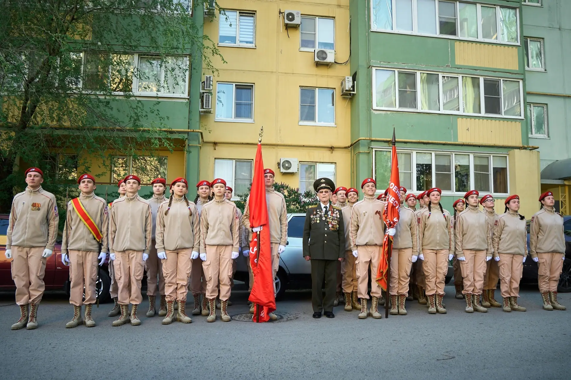 С Днем Великой Победы! 🇷🇺  Это день нашей общей памяти, гордости и вечной благодарности героям, пода