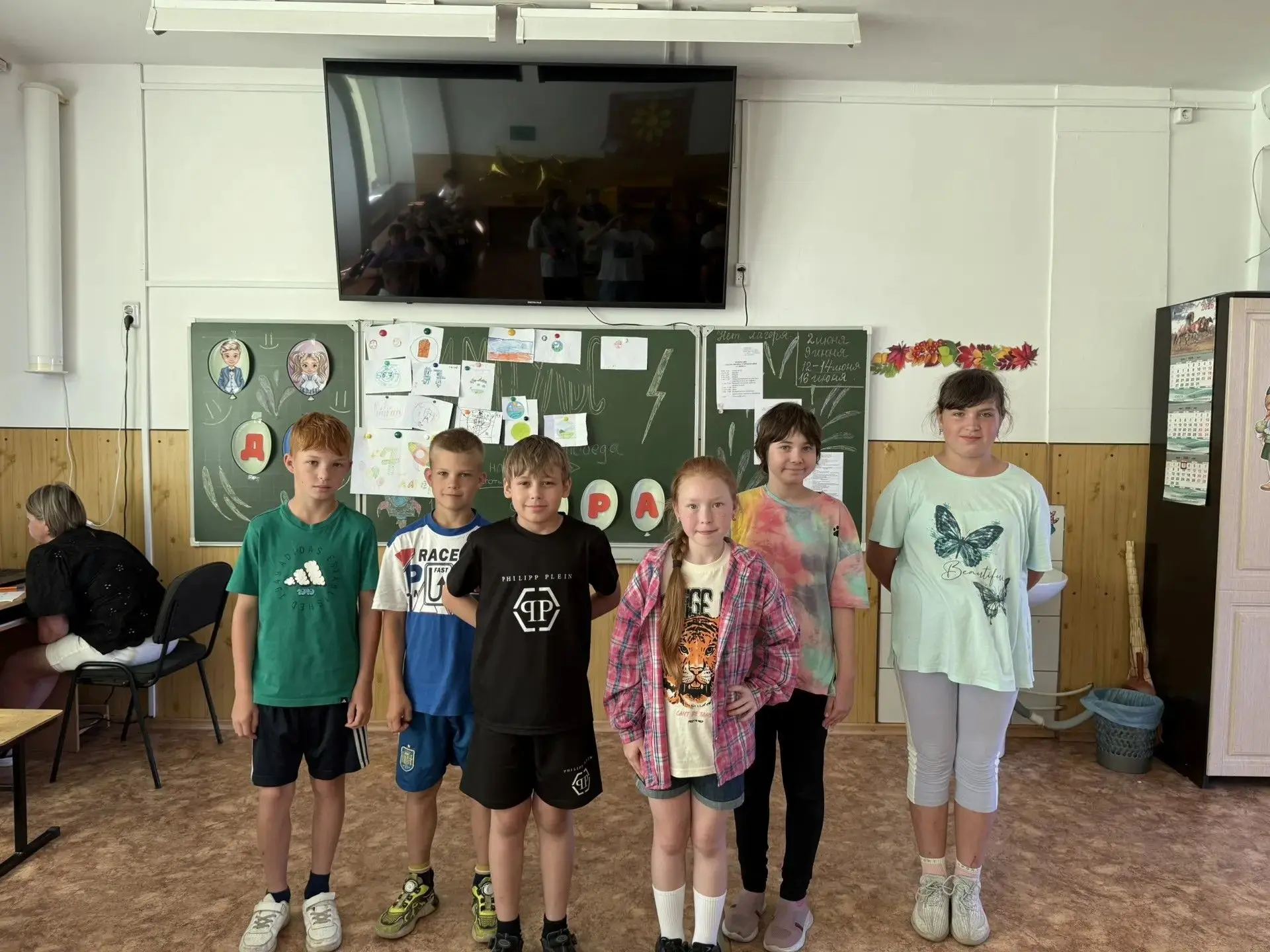 В нашем летнем лагере "Улыбка"кипит не только спортивная и творческая жизнь, но и политическая! На д