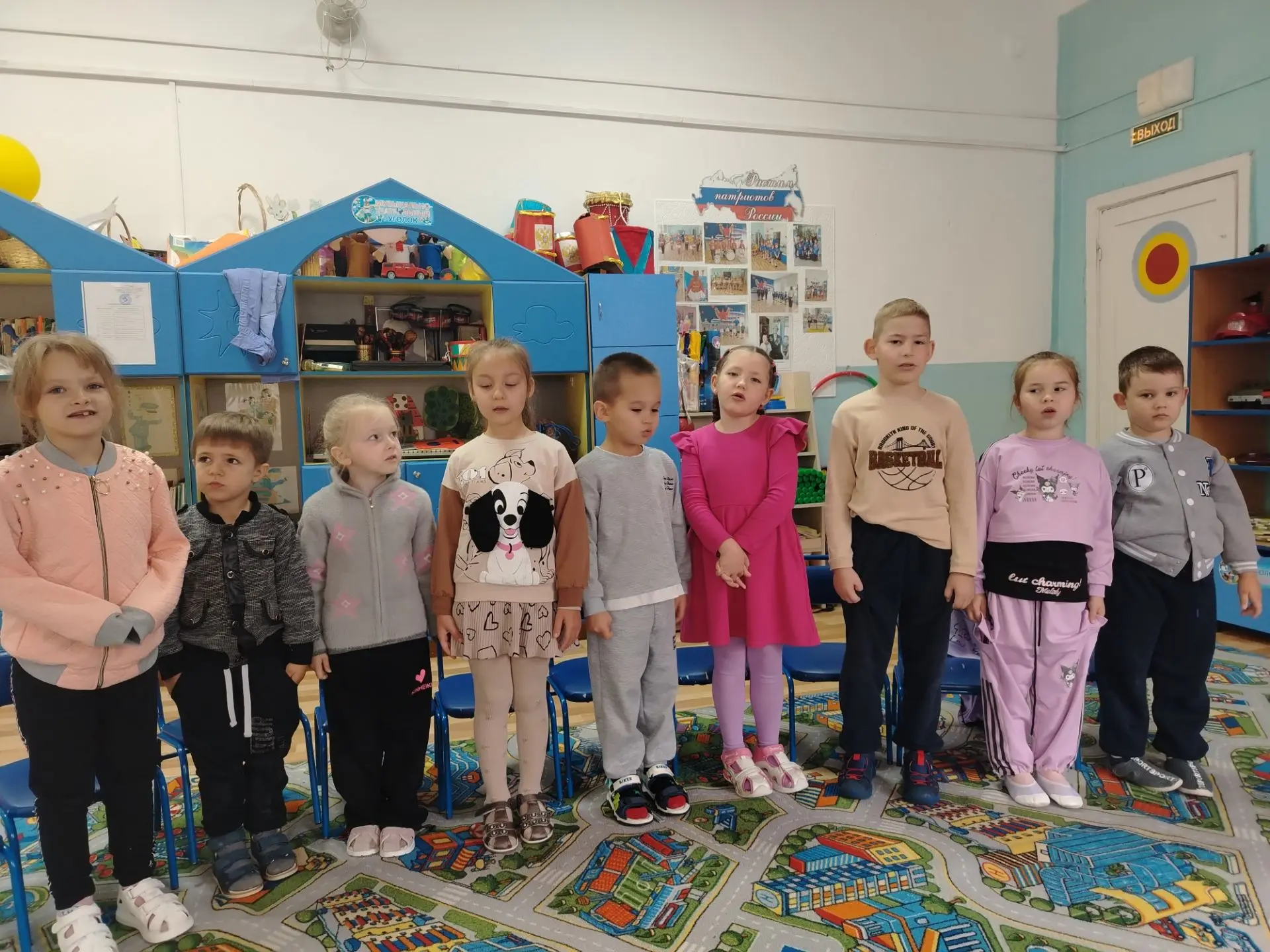 Музыкальное занятие в старшей группе.