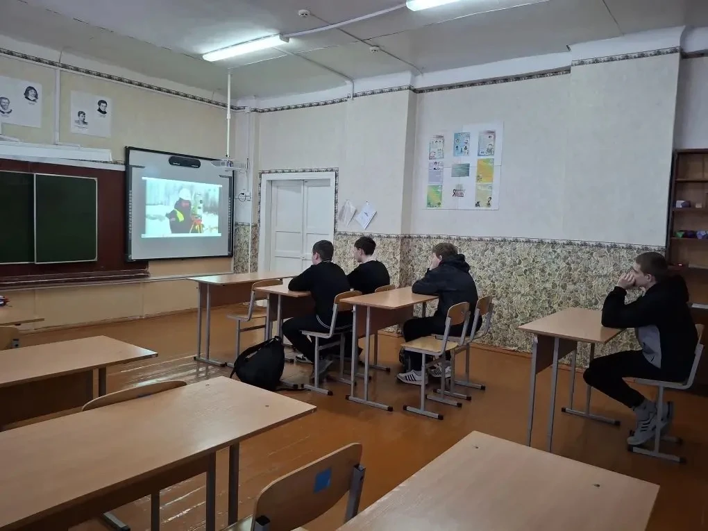 ✈️Сегодня в нашей школе прошло профориентационное занятие в рамках проекта «Россия — мо...