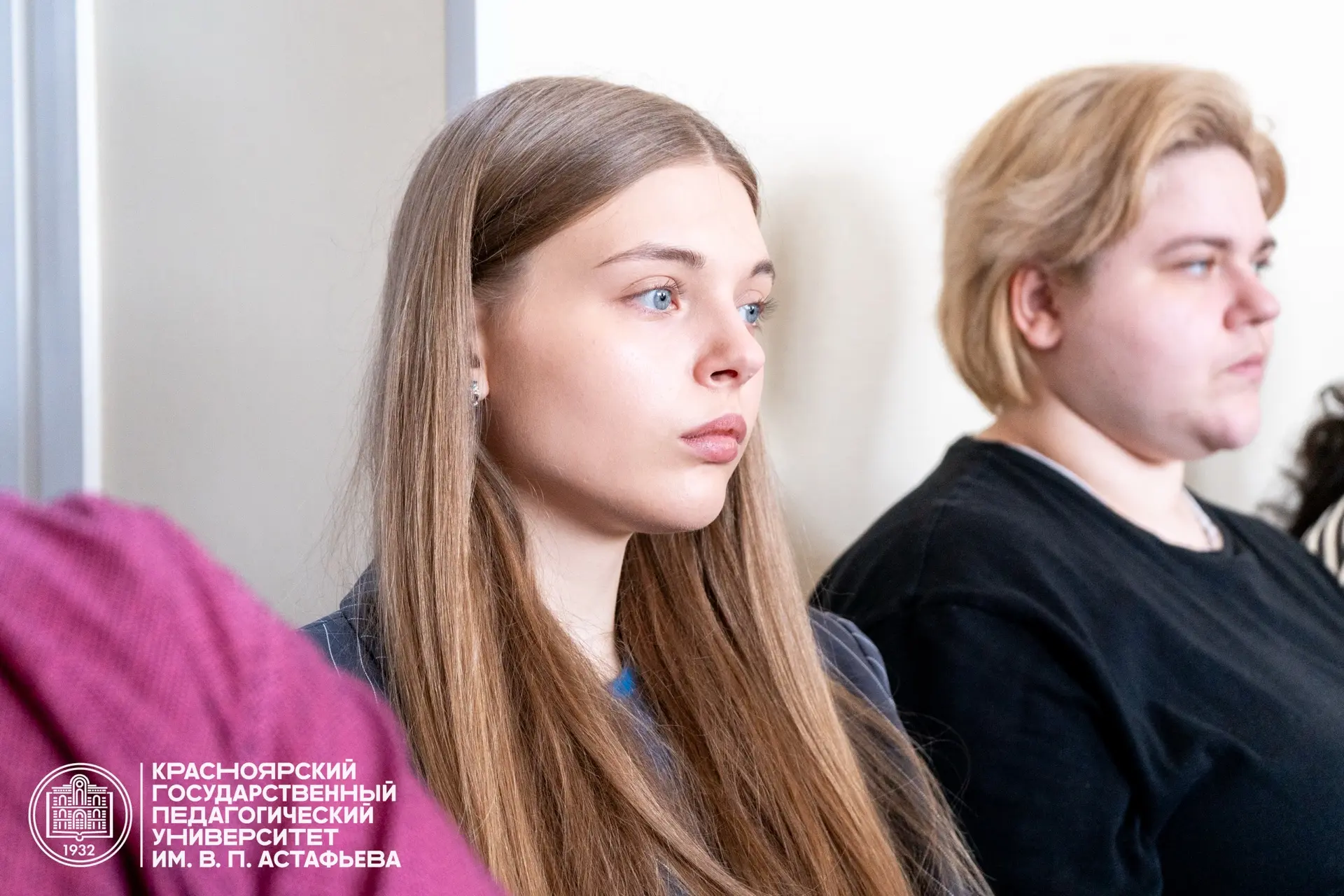 В КГПУ прошла «Ярмарка вакансий» от работодателей школ Норильска 👩🏼‍🏫  В главном корпусе 14 мая прош