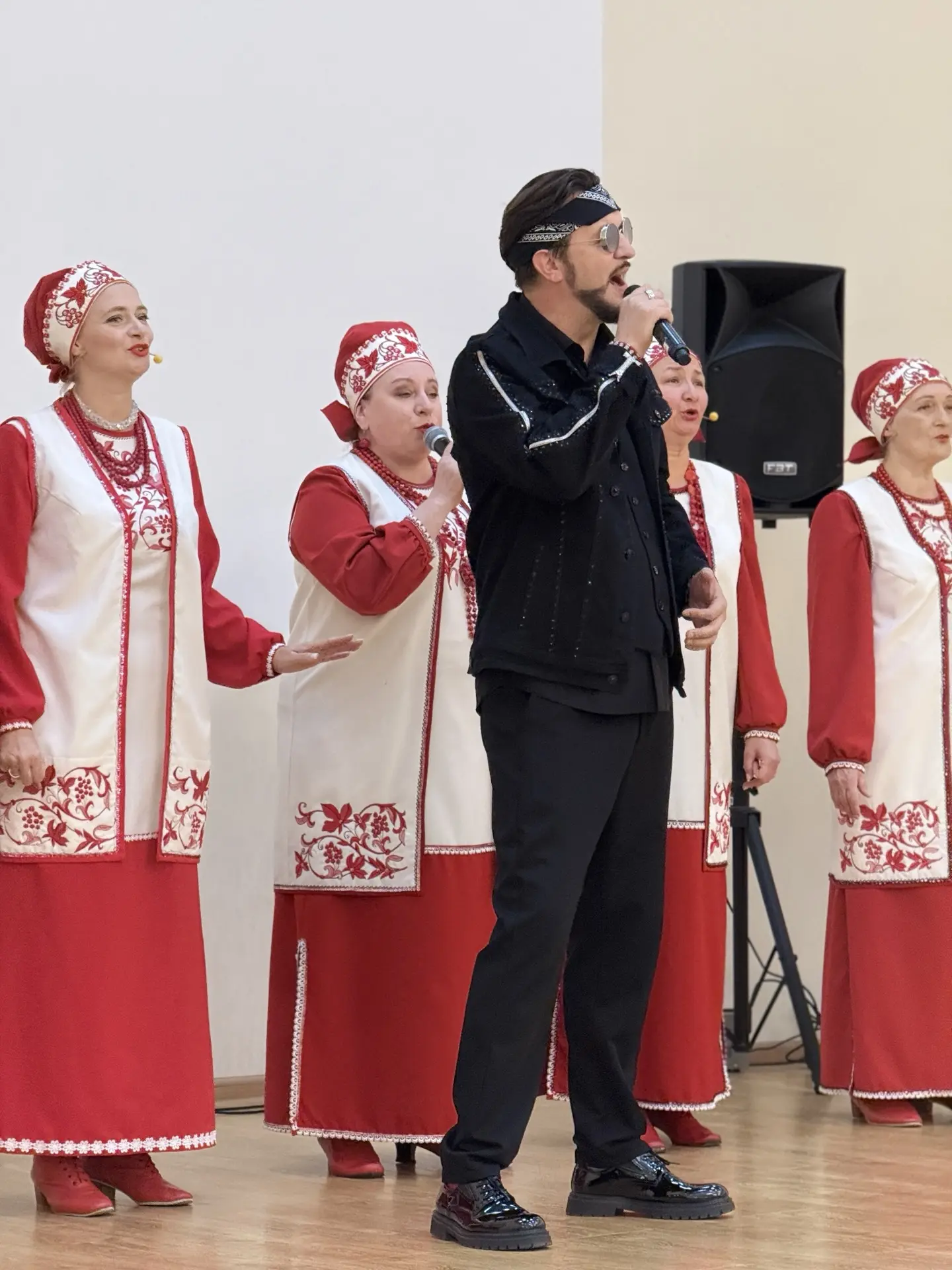 🎤 ПОДАРИЛИ СВОЕ ТЕПЛО ТЕМ, КТО В ЭТОМ ОСОБЕННО НУЖДАЕТСЯ 🪗