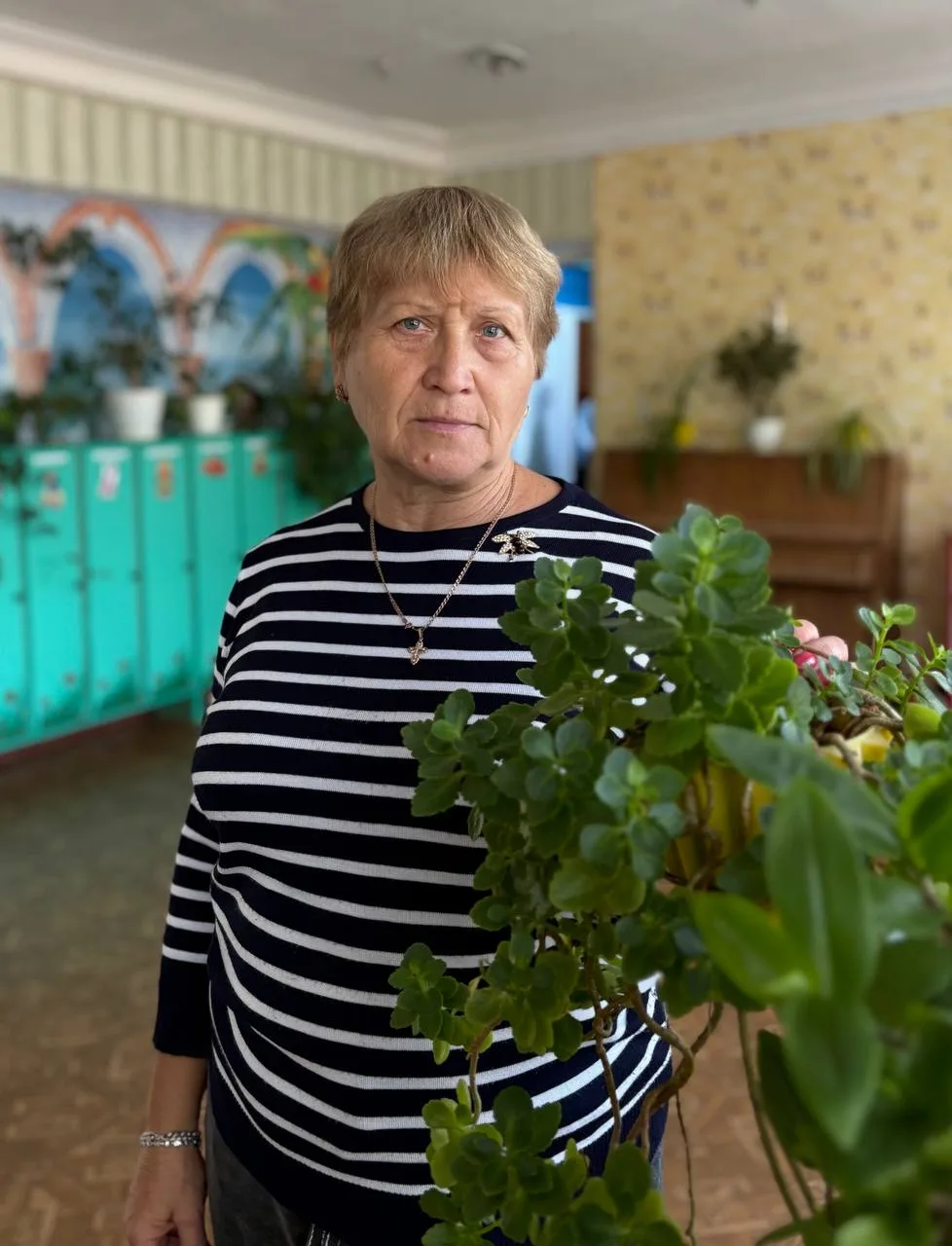 Сегодня твой день, и мы все здесь, чтобы поздравить тебя с днем рождения! Ты – настоящи...