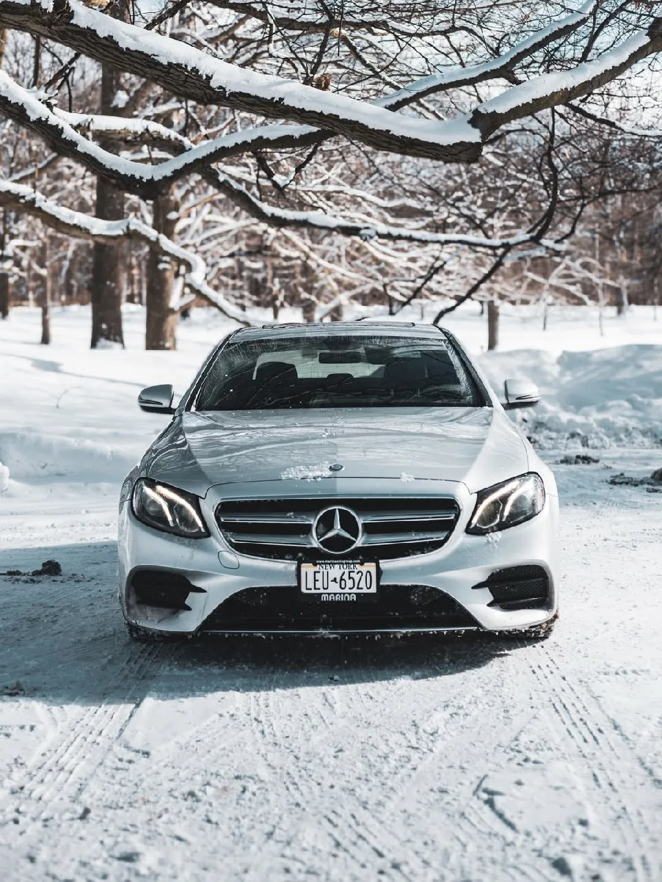 Великолепные изображения Mercedes для твоего просмотра.