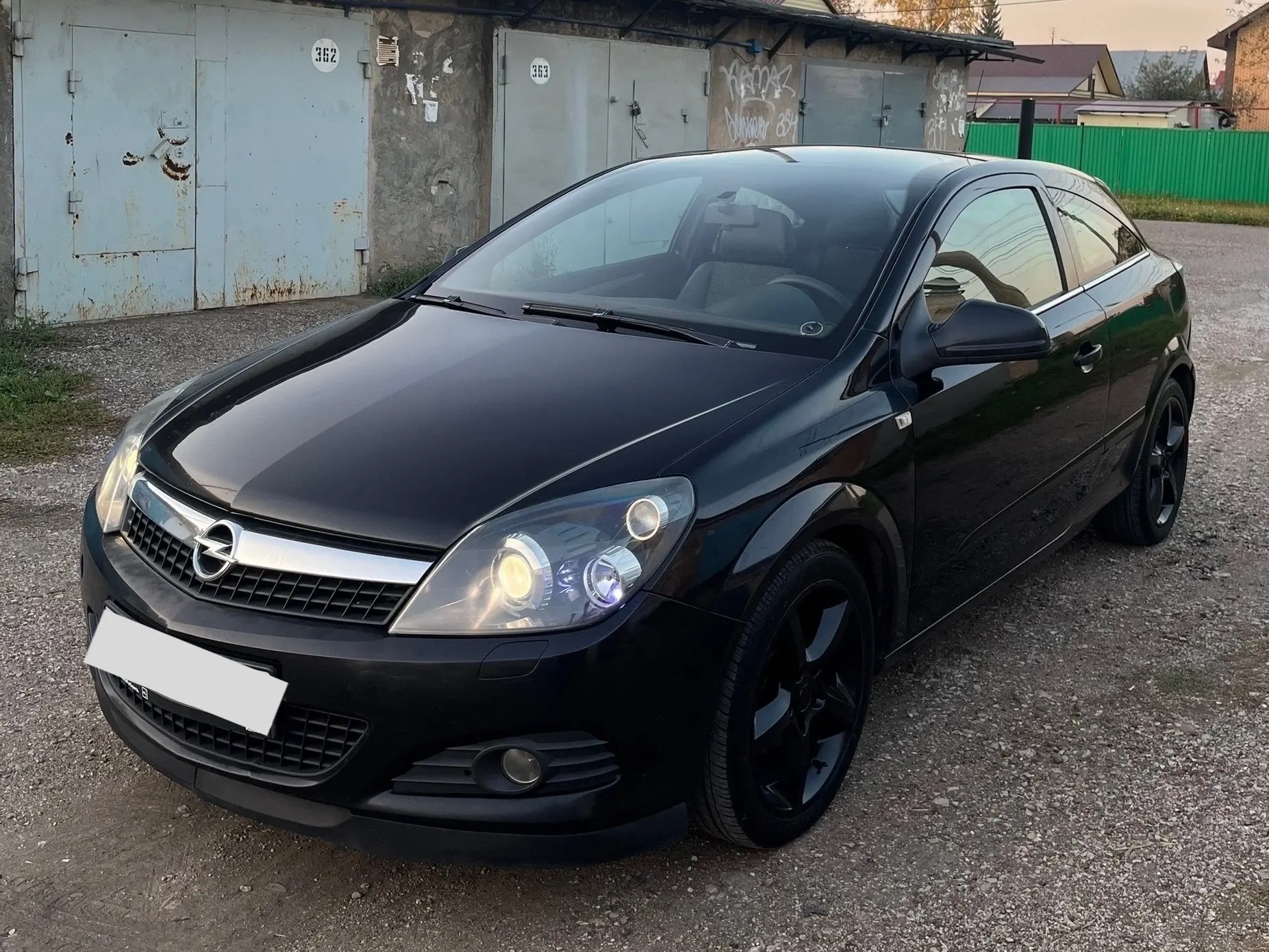 Продам Opel Astra GTC Panoramic
