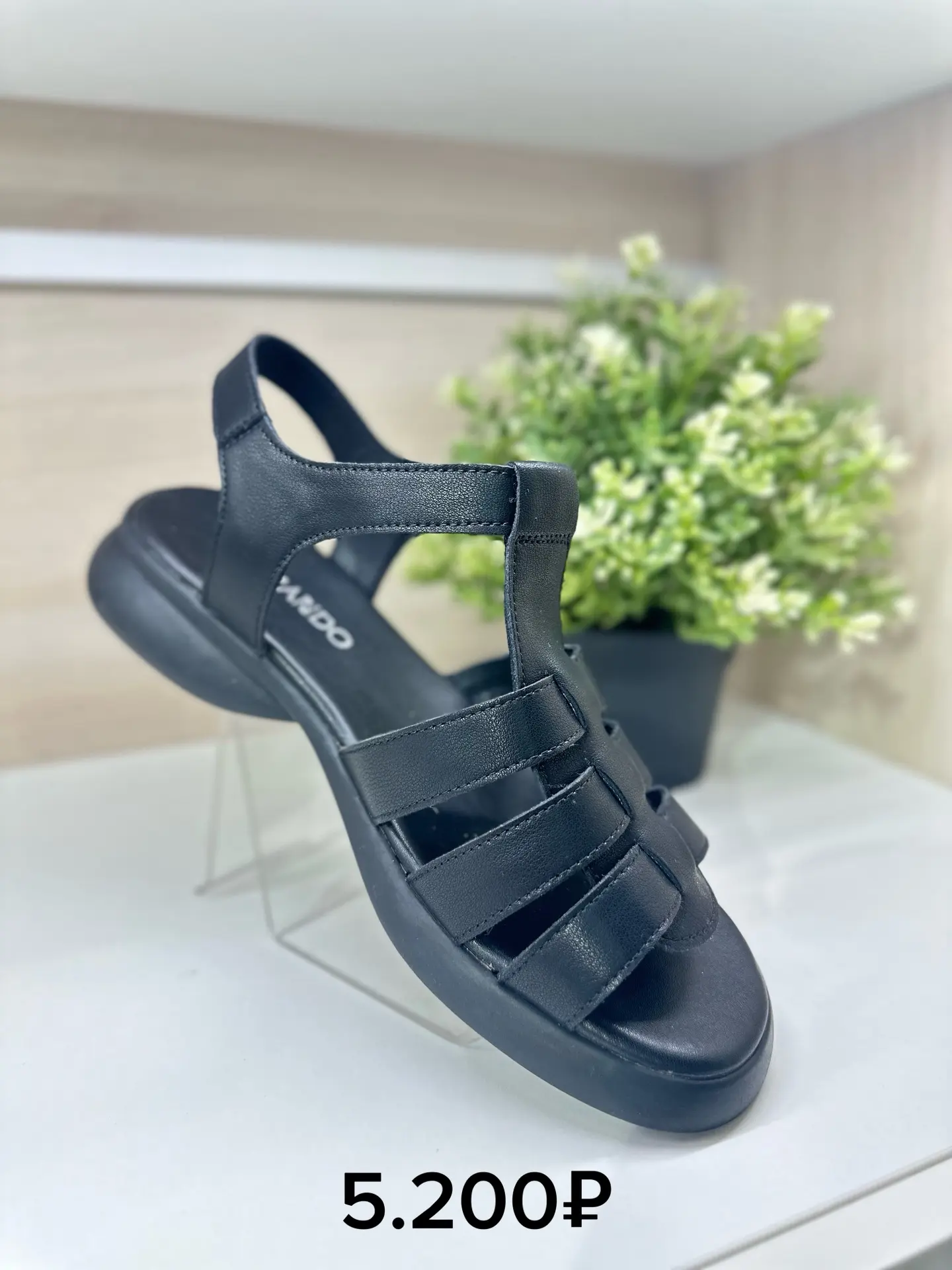 Сандалии — это настоящая любовь и абсолютный must-have жаркого сезона! 😍

Лёгкие, стильные, невероя