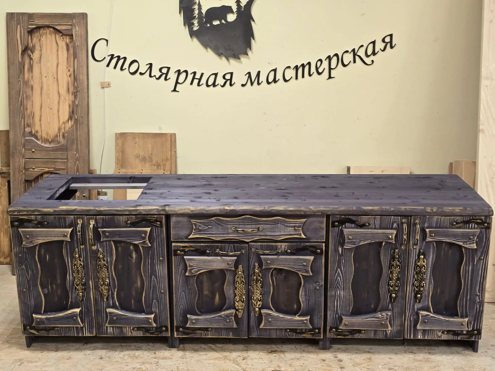 🔥 От ДСП к настоящему МАССИВУ: Обзор авторской кухни «Сафоново»!