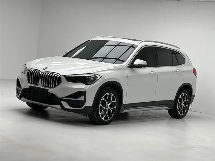 🔥 BMW X1 sDrive20Li Style, 2022