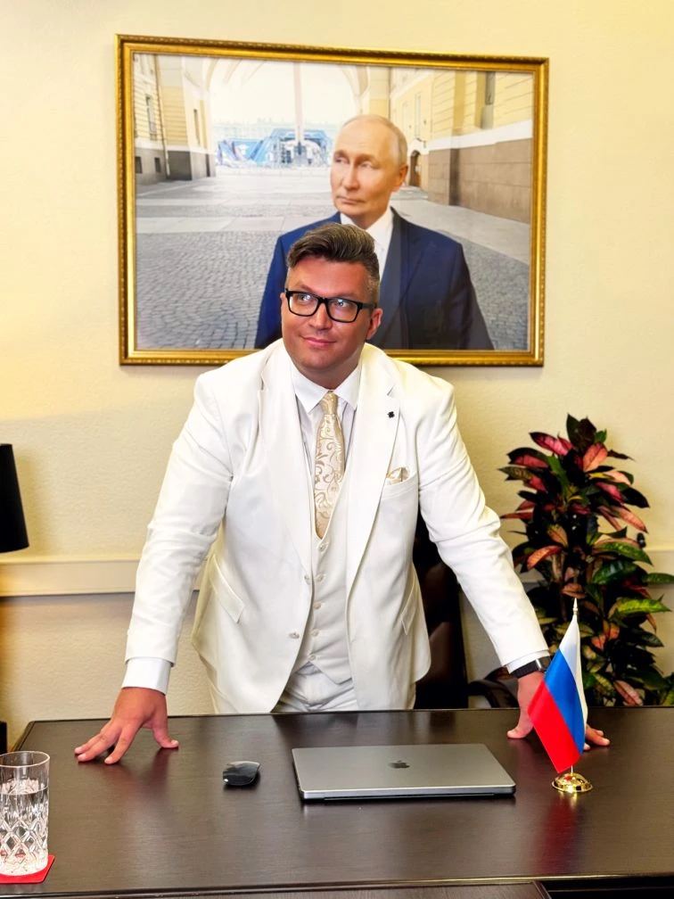 С ДНЁМ ЛУЧШЕЙ СТРАНЫ НА СВЕТЕ!!! 🇷🇺🇷🇺🇷🇺