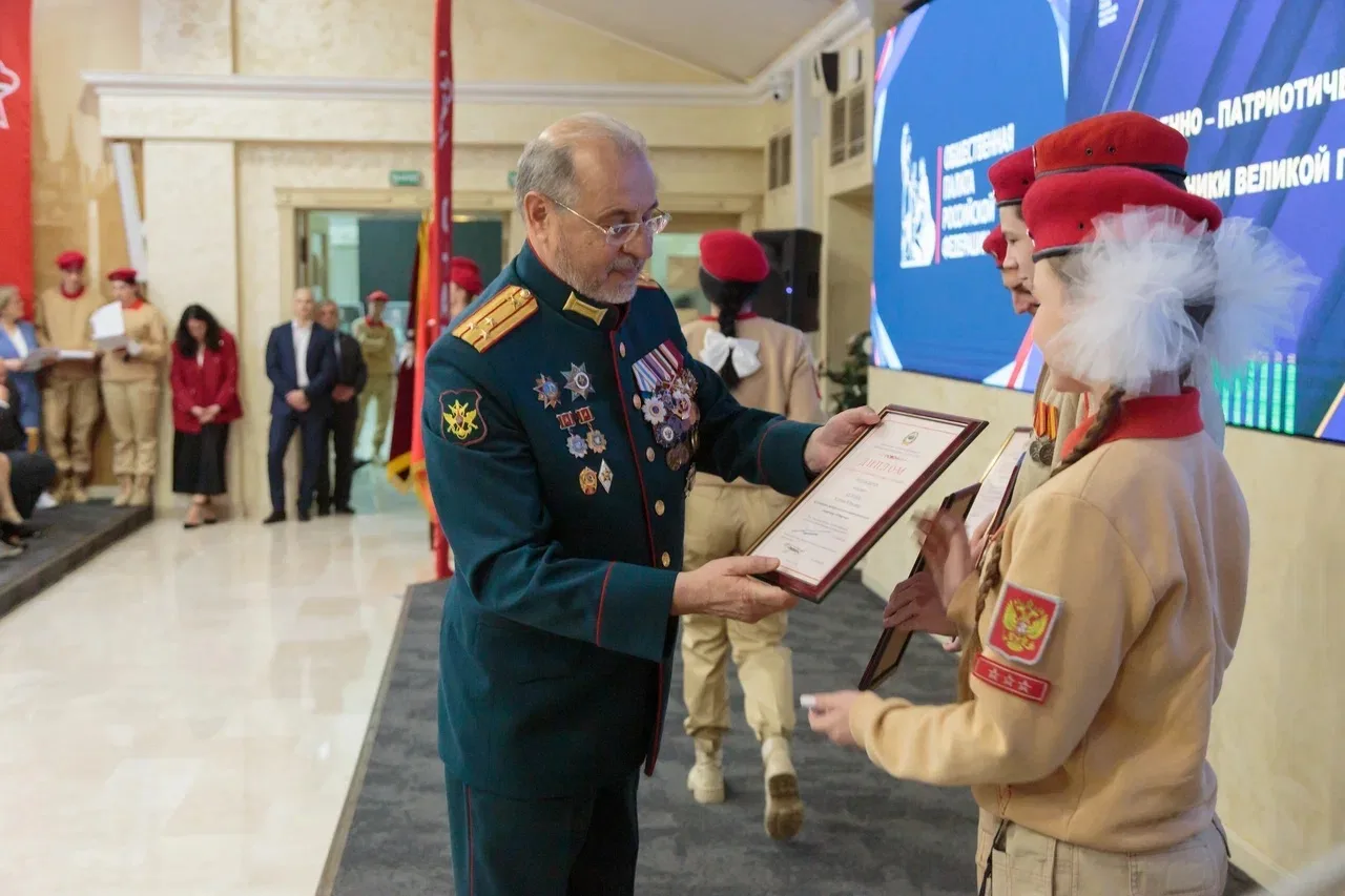 В Общественной палате РФ прошёл форум «Наследники Великой Победы»💪  Мероприятие посвятили 10-летию «
