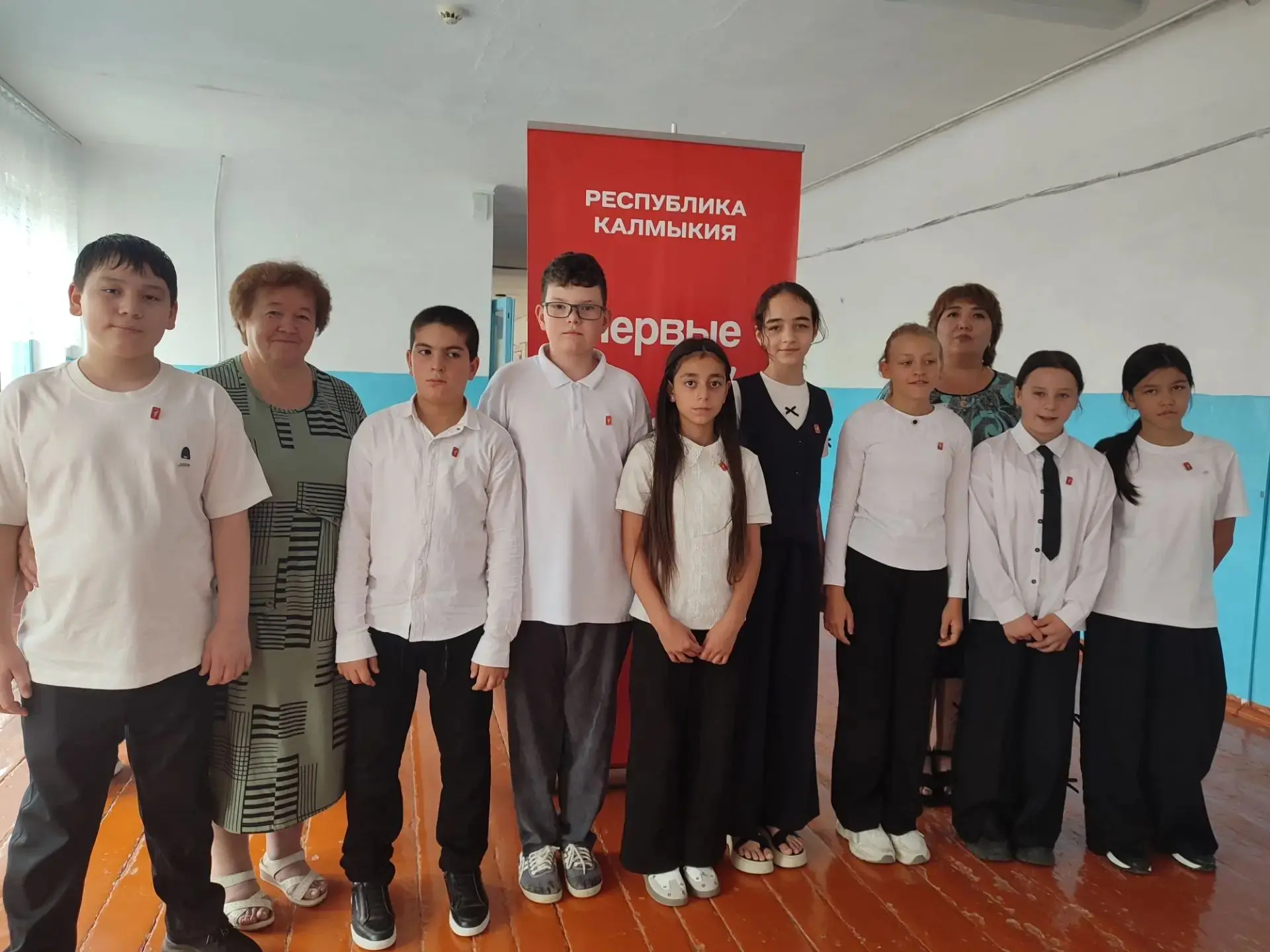 Наши пятиклассники вступили в ряды Движения Первых ✅
