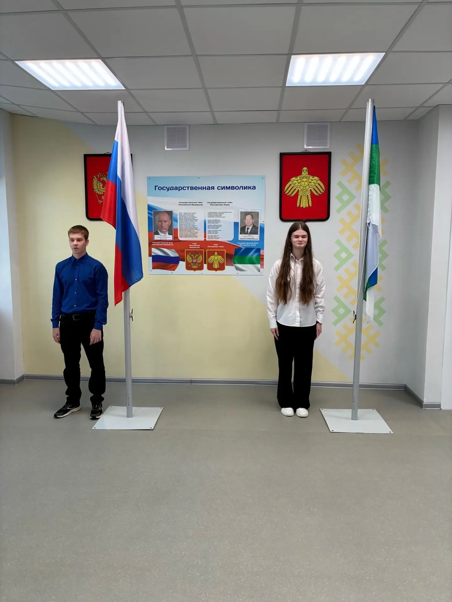 🇷🇺Сегодня прошла традиционная еженедельная церемония поднятия Государственного флага ...