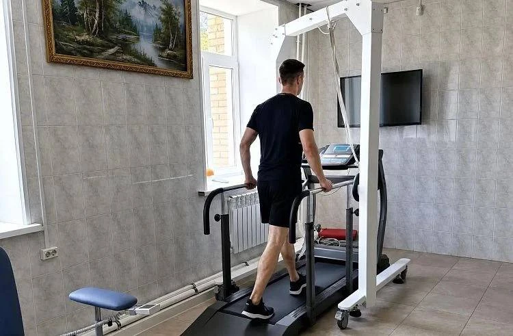 С марта 2026 года в Арсеньевской городской больнице действует отделение медицинской реа...