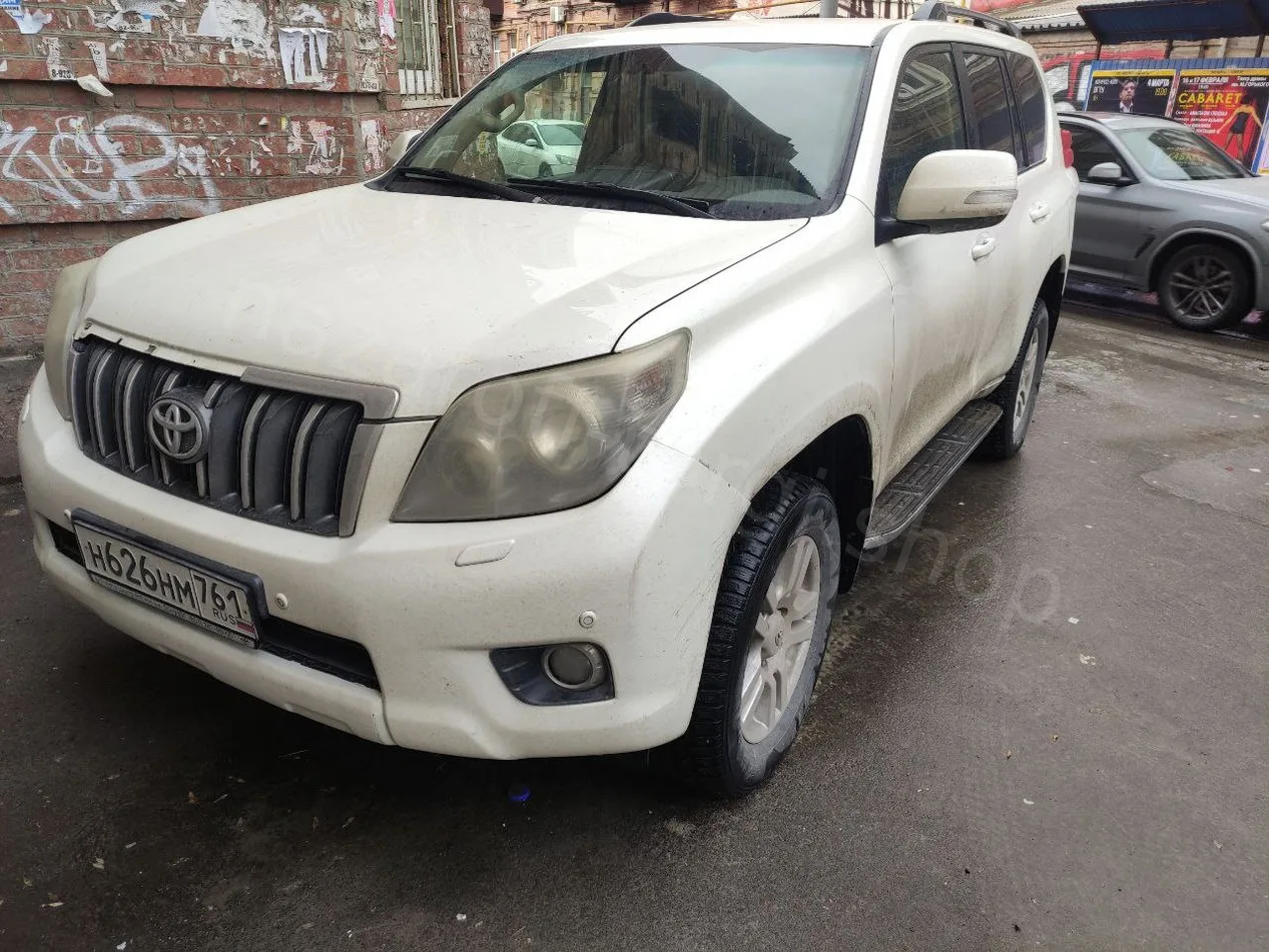 Предлагаемый Toyota Land Cruiser Prado 150 года выпуска в Ростовской области представля...
