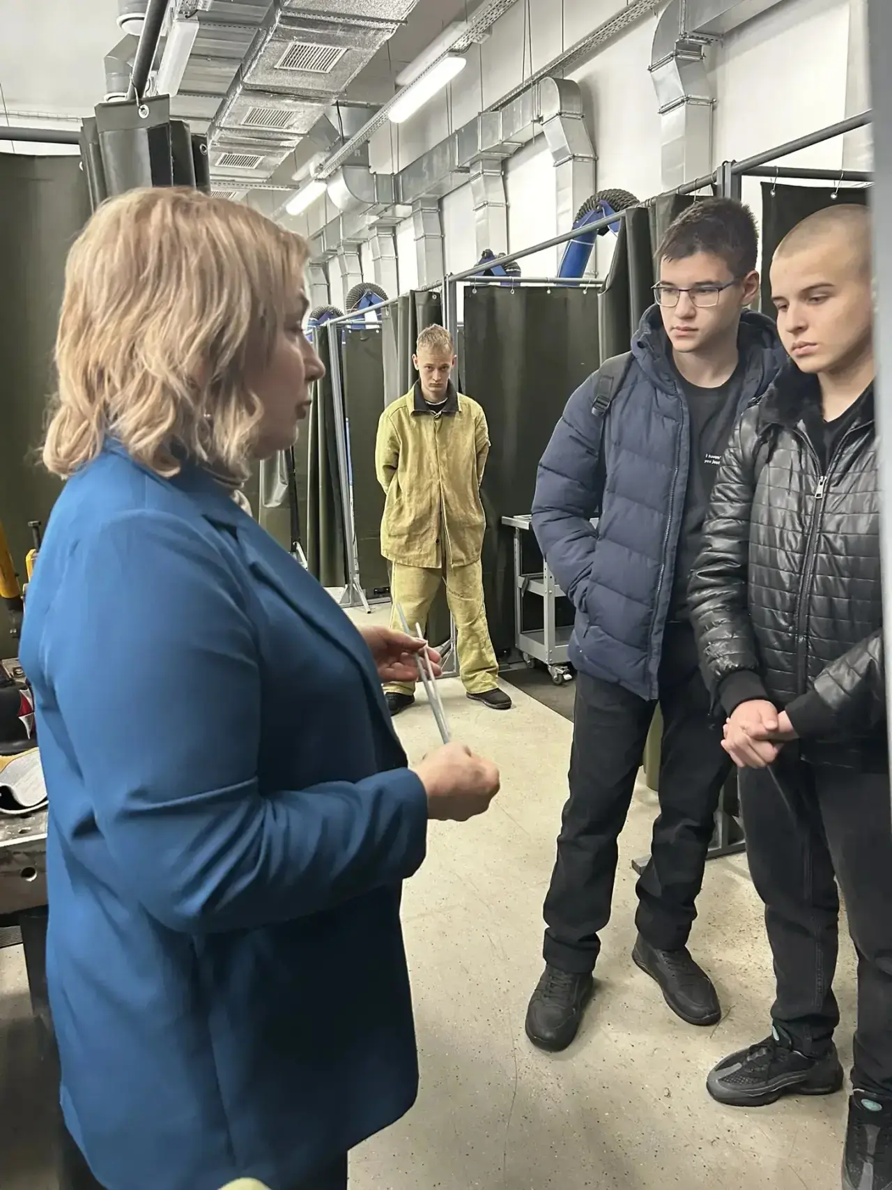 В рамках всероссийского профориентационного проекта «Россия — мои горизонты» учащиеся 8Б класса посе