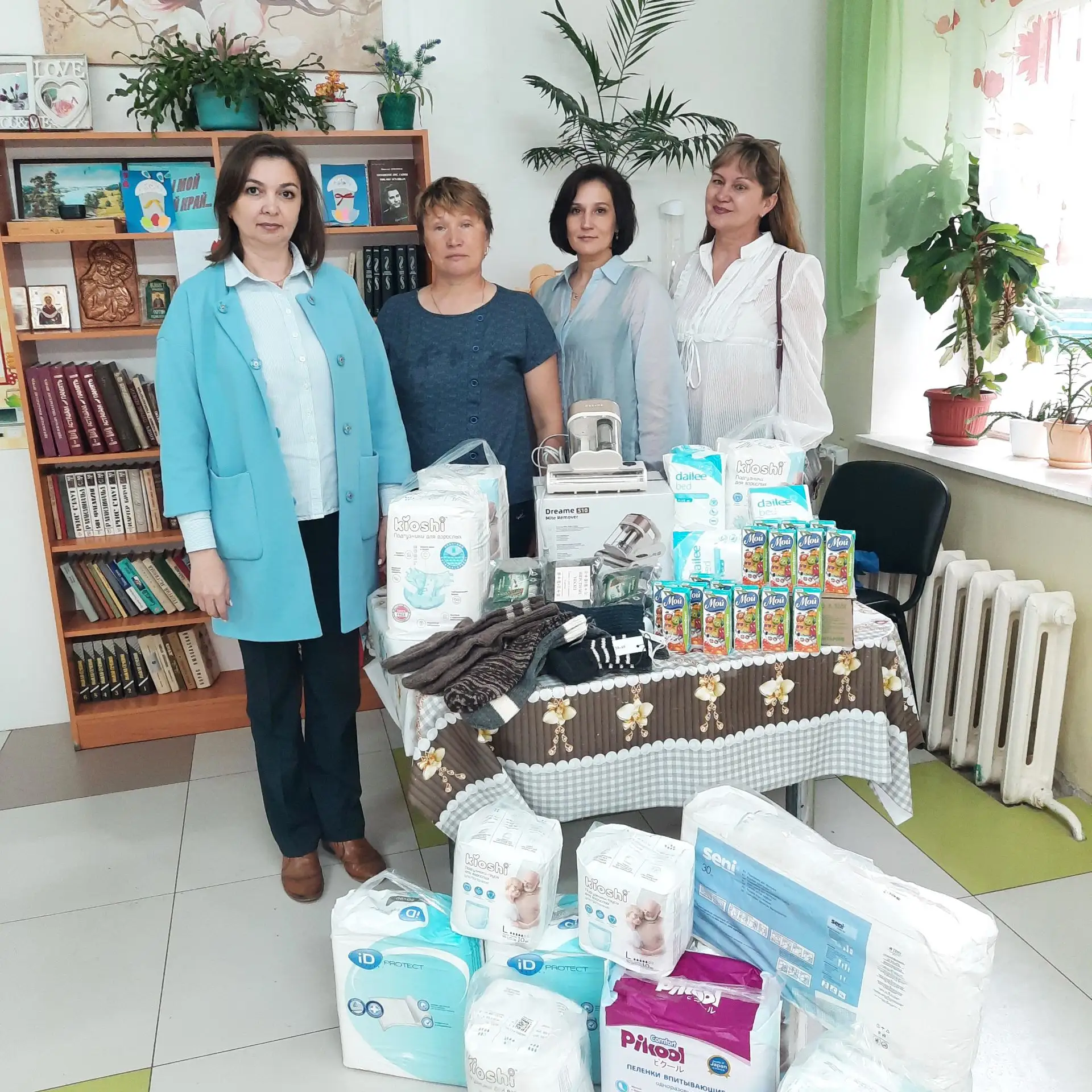 Женсовет АО «ЭЛАРА» поздравил ветеранов с Днём Победы 🕊️
