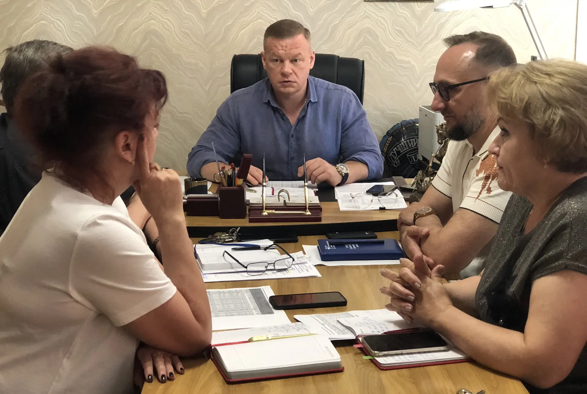 Держать руку на пульсе!
 
В кабинете главного врача вновь обсудили насущные вопросы районного здраво