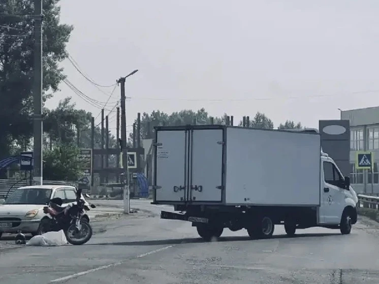 🏍 Мотоциклист попал в больницу после ДТП с грузовиком в Бийске

Утром 22 июня на улице Советской в 