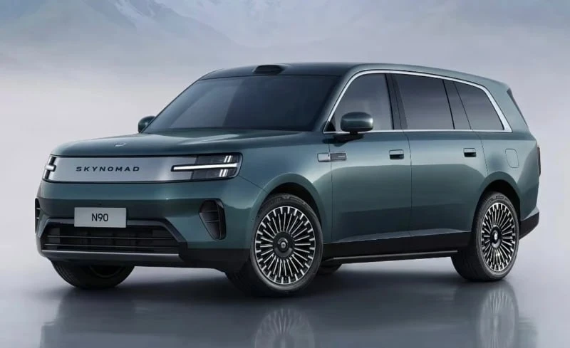 Китайцы показали огромный Skynomad N90 Max — внедорожник уже называют местным ответом Range Rover.

