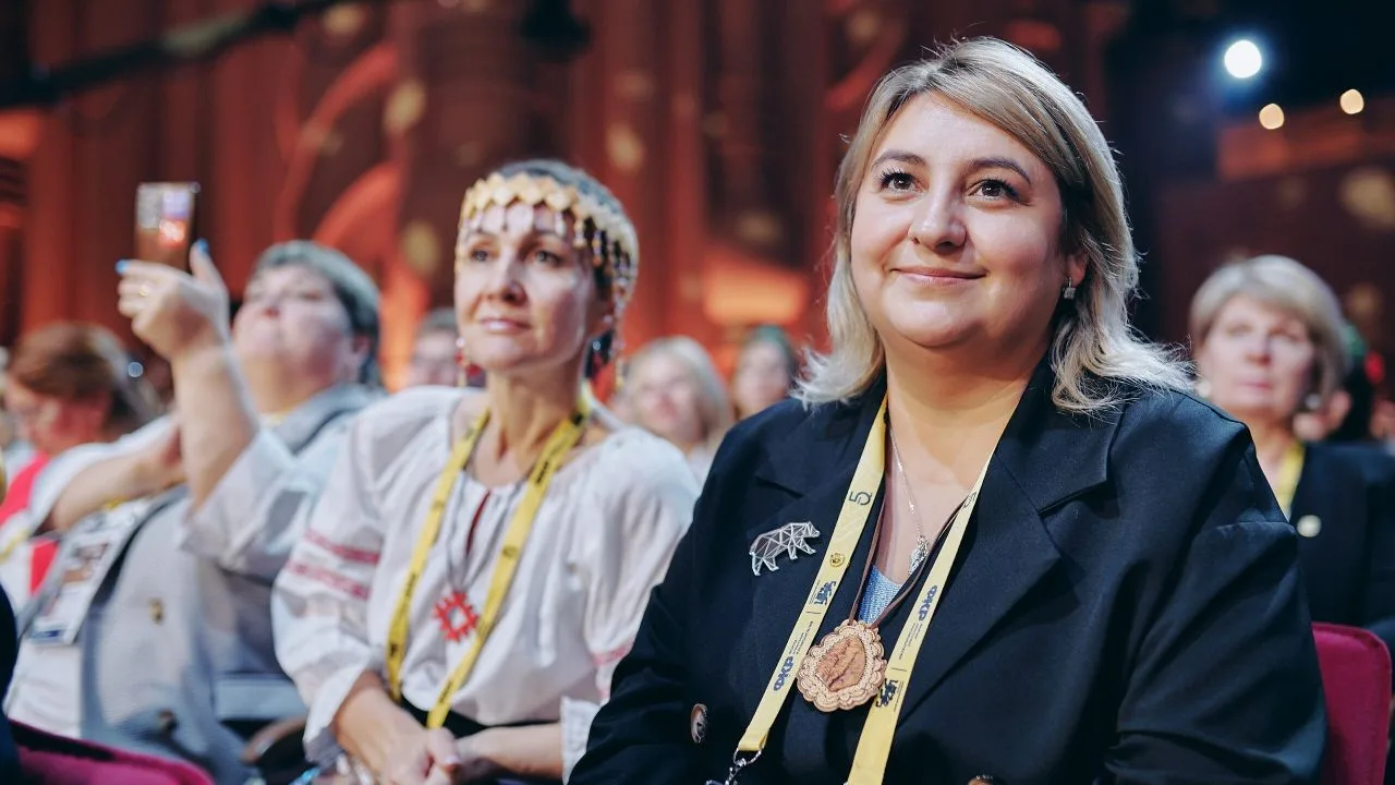 🧑‍🏫 Успейте подать заявку на VI Всероссийский форум классных руководителей — до 31 мая: vk.cc/cwnz7r
