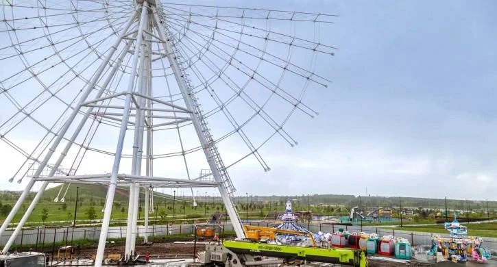 🎡 В Магнитогорске появится 50-метровое колесо обозрения

В магнитогорском парке «Притяжение» вовсю 